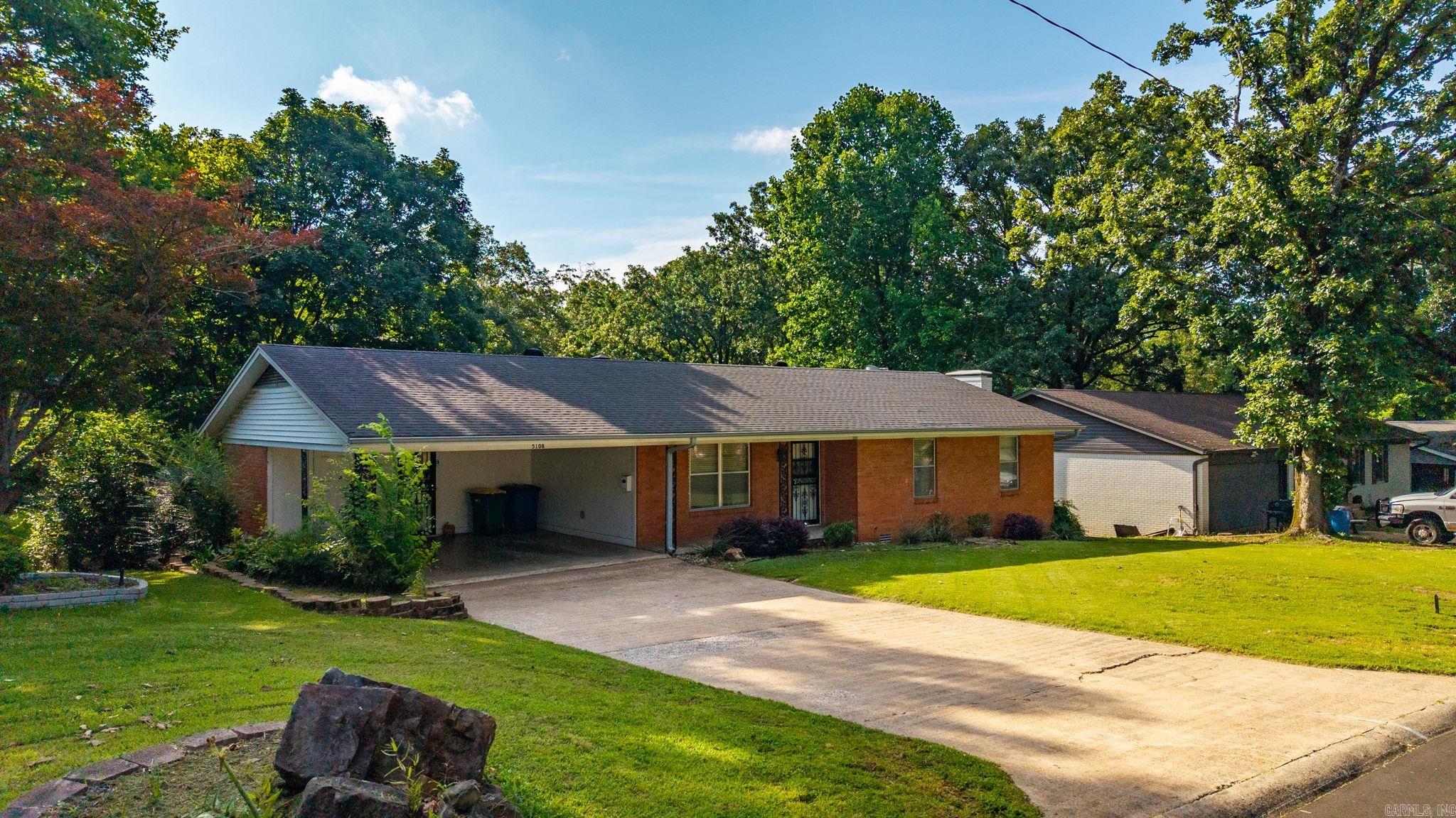 PIKE VIEW - Residential