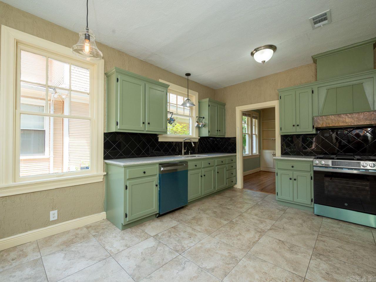 Pulaski Heights - Residential