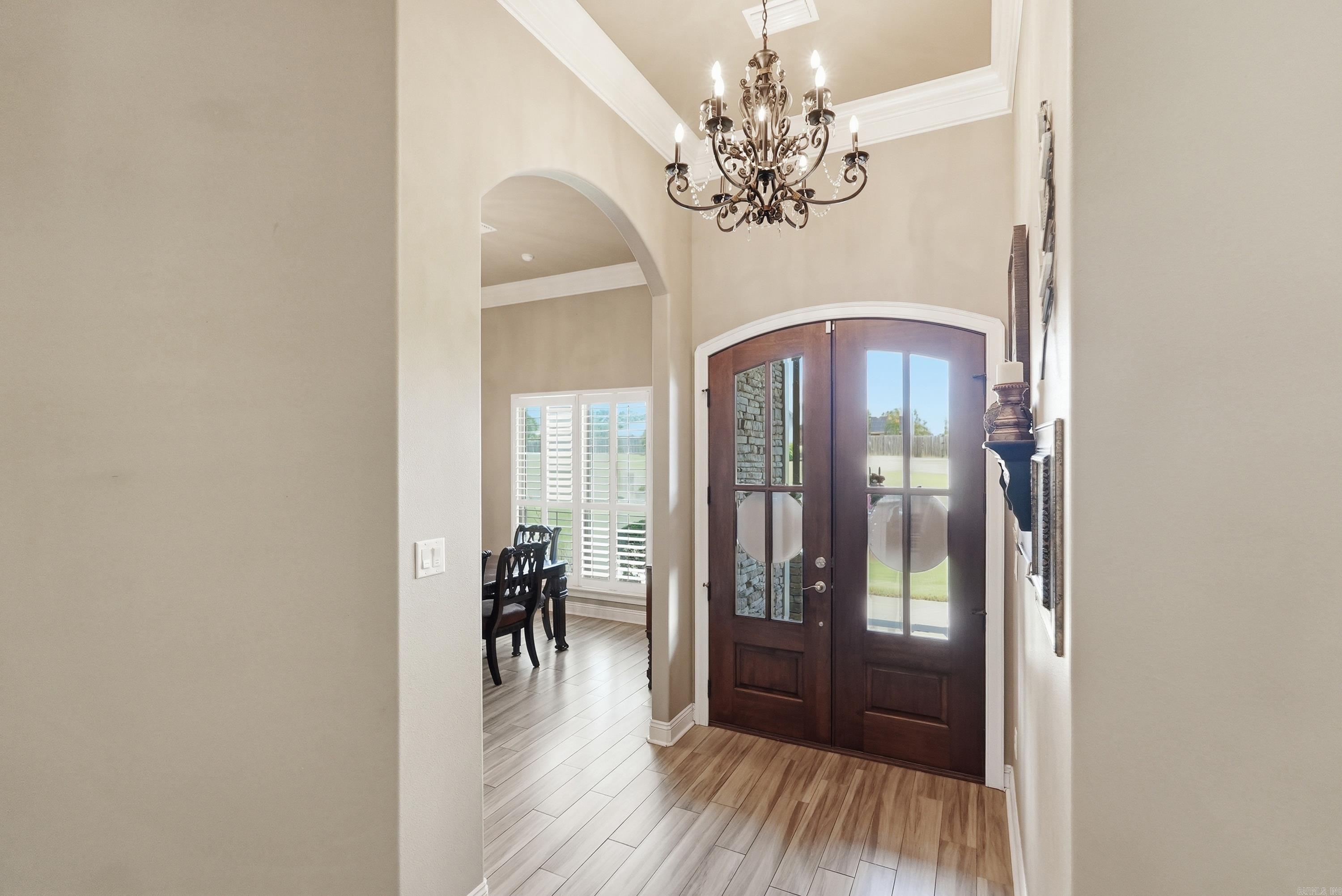 HUNTINGTON ESTATES - Residential
