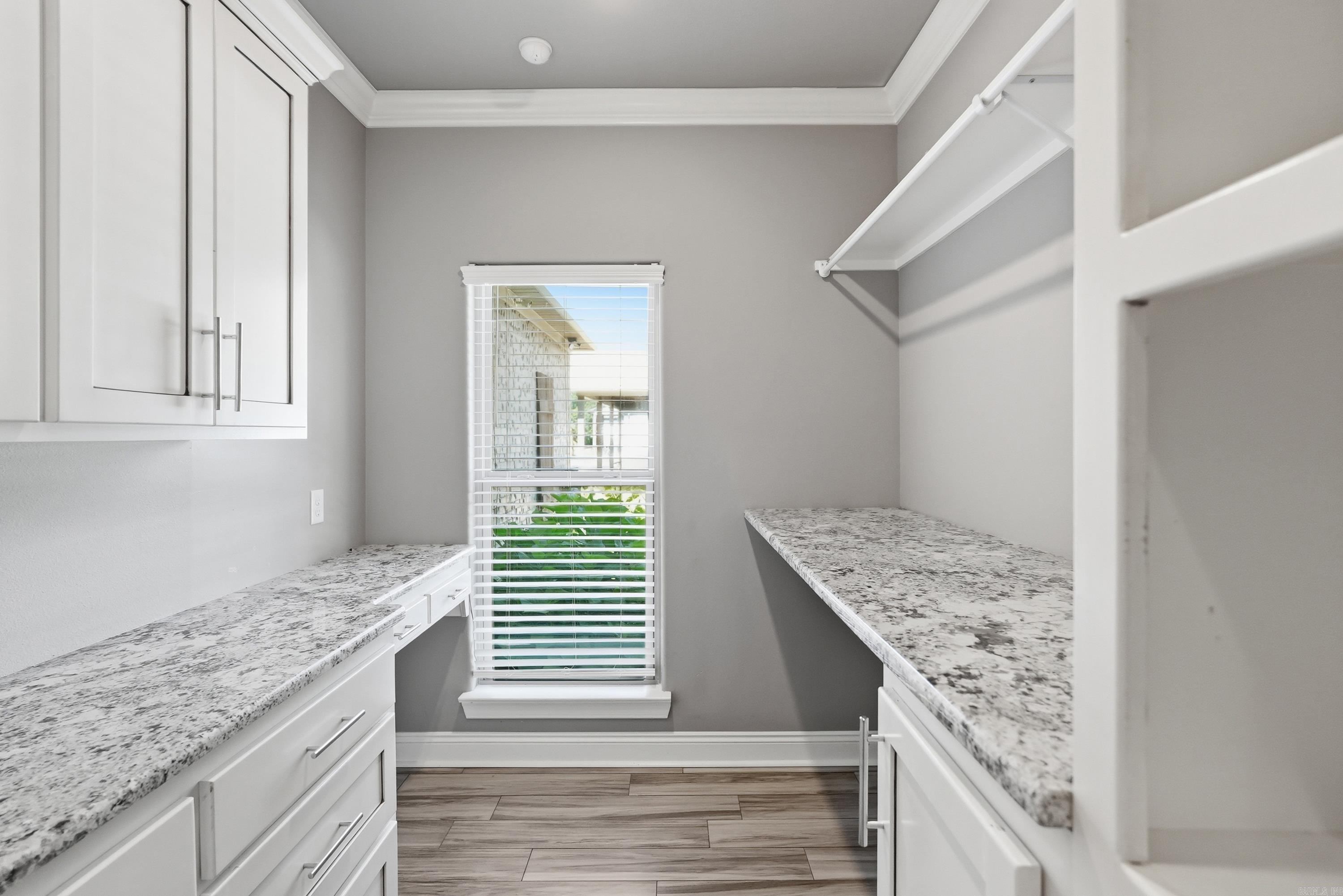 HUNTINGTON ESTATES - Residential