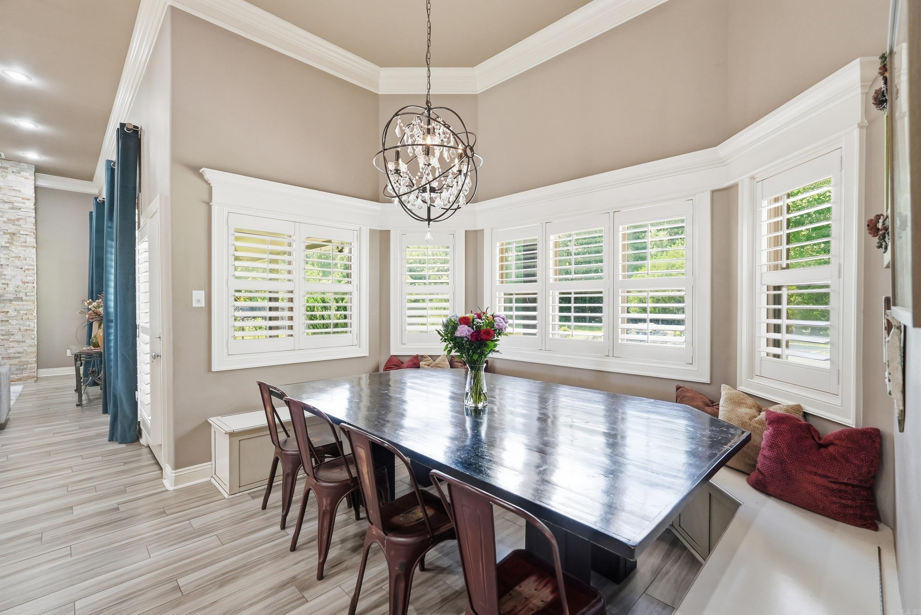 HUNTINGTON ESTATES - Residential