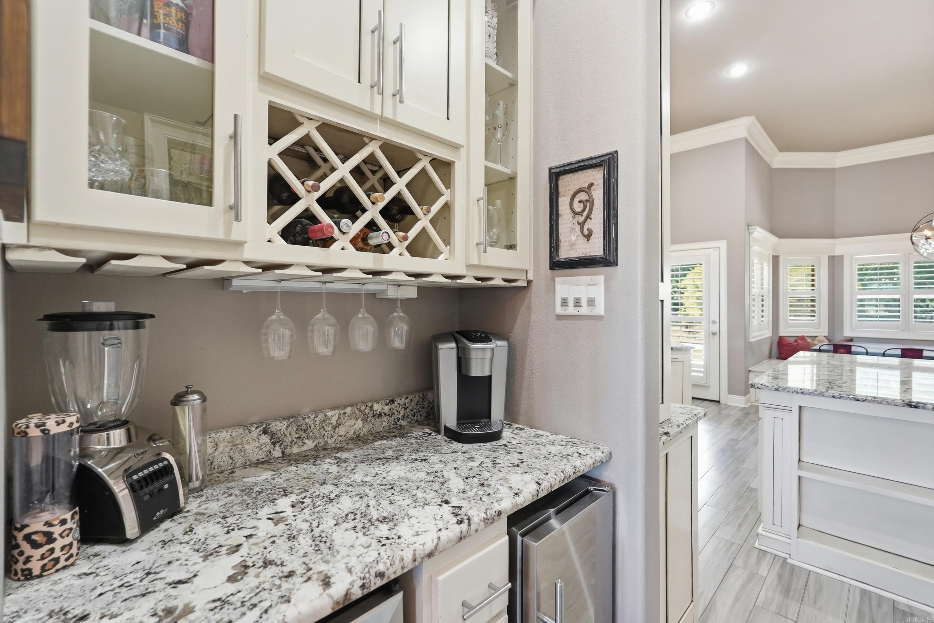 HUNTINGTON ESTATES - Residential