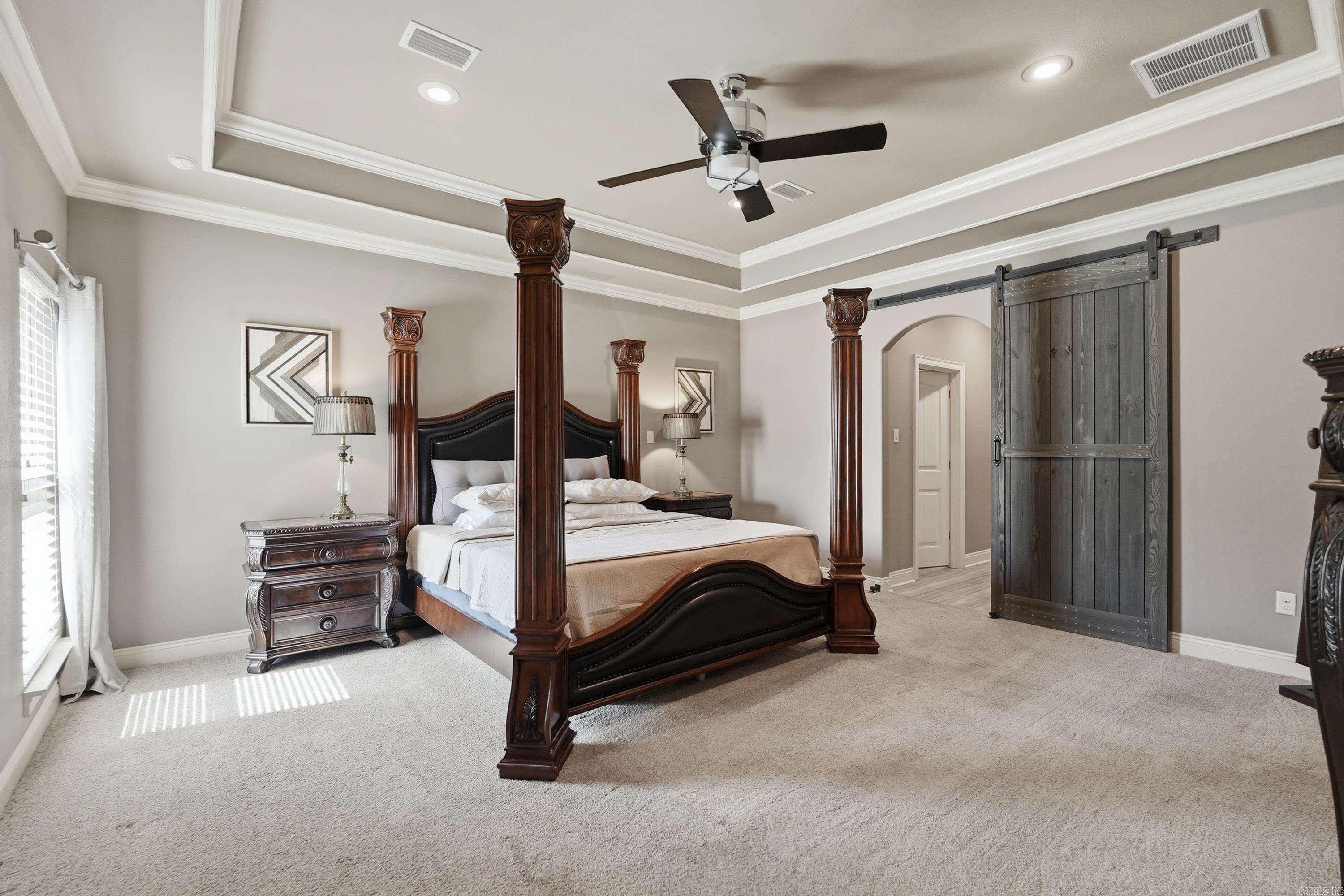 HUNTINGTON ESTATES - Residential