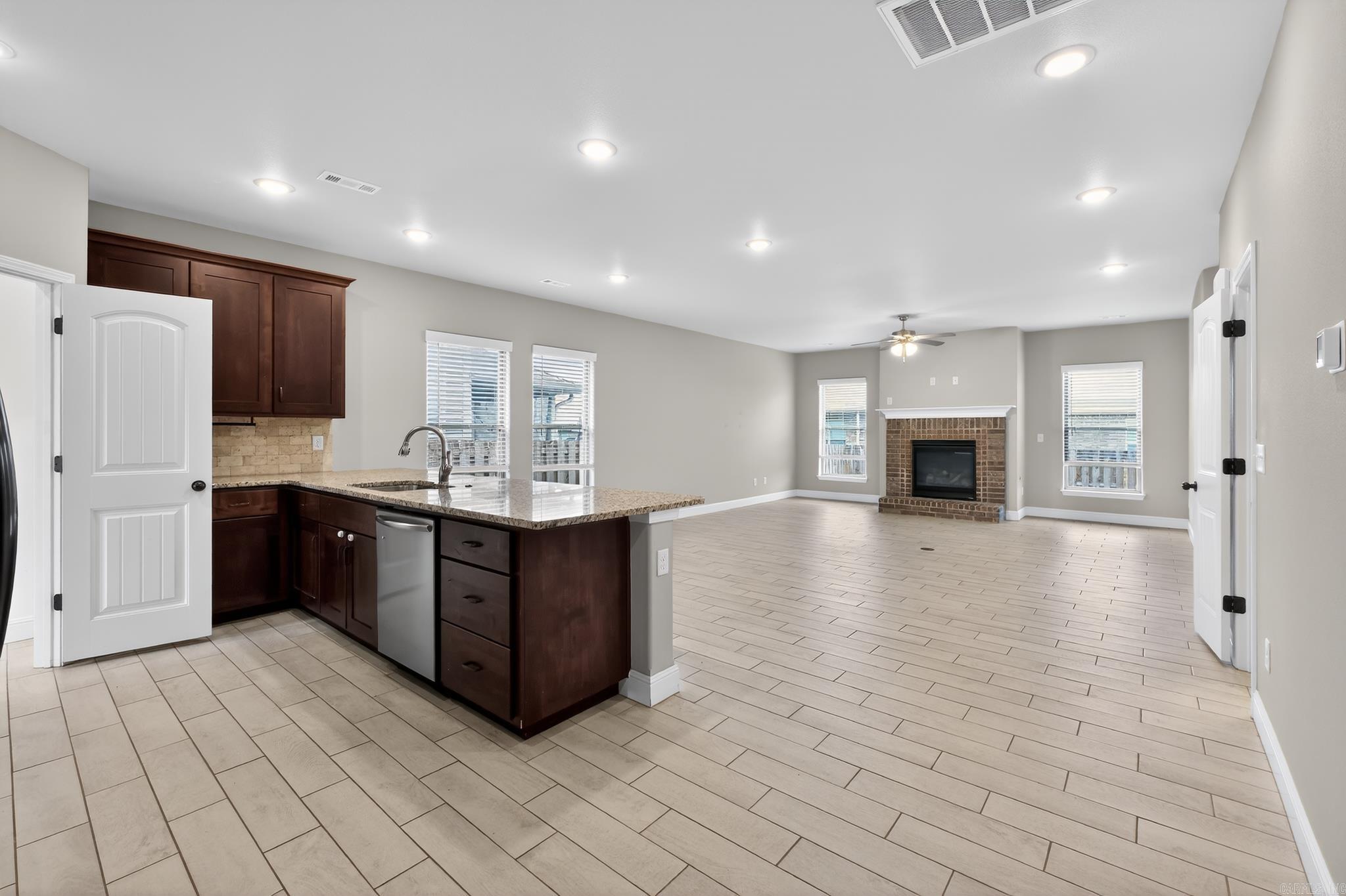 PRAIRIE RIDGE - Residential