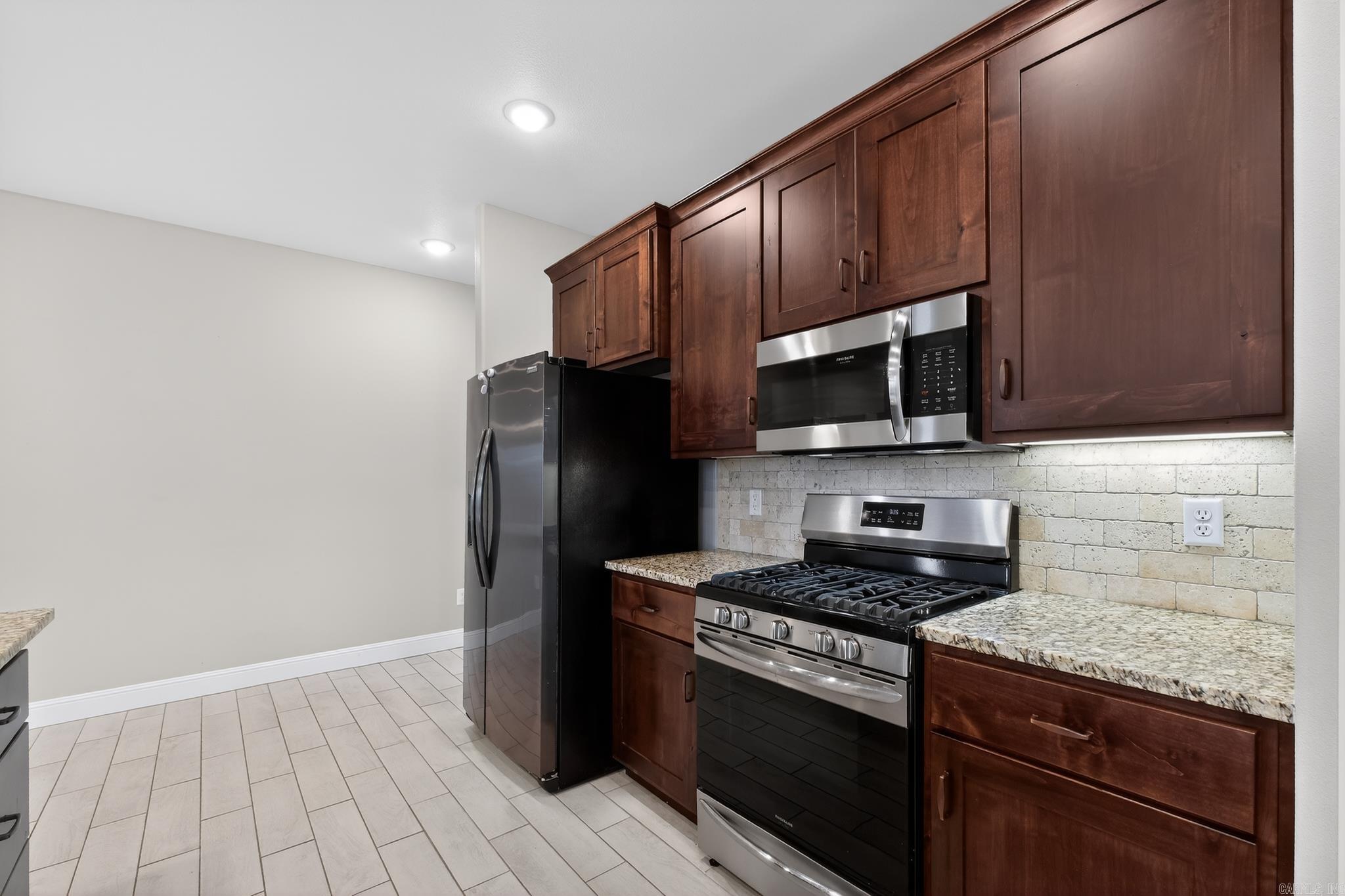 PRAIRIE RIDGE - Residential