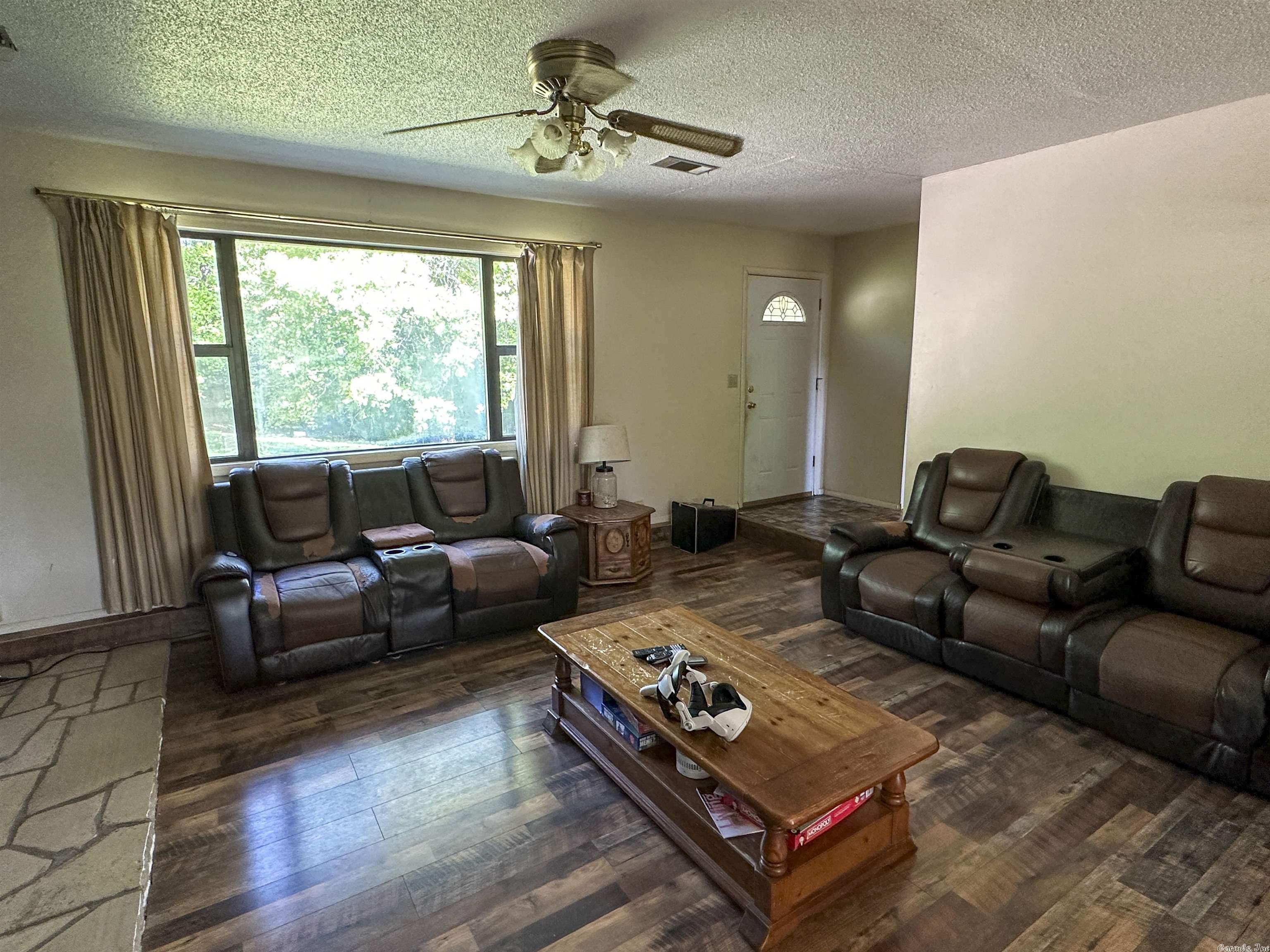 Dineh - Residential