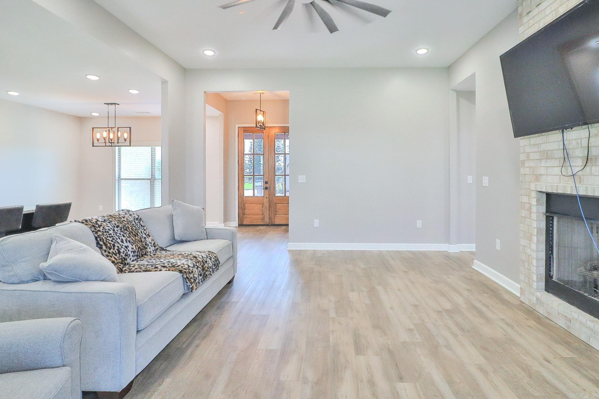 SILO RIDGE ESTATES - Residential
