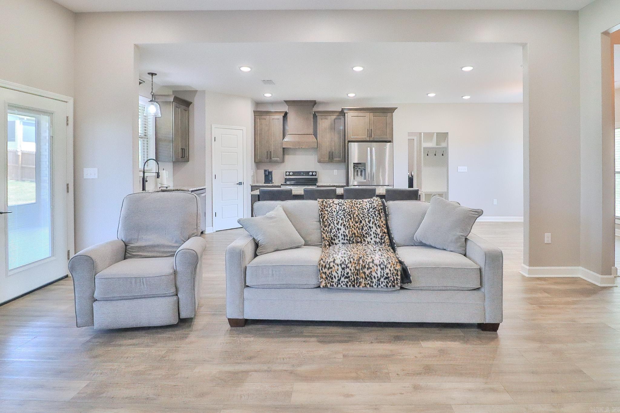 SILO RIDGE ESTATES - Residential