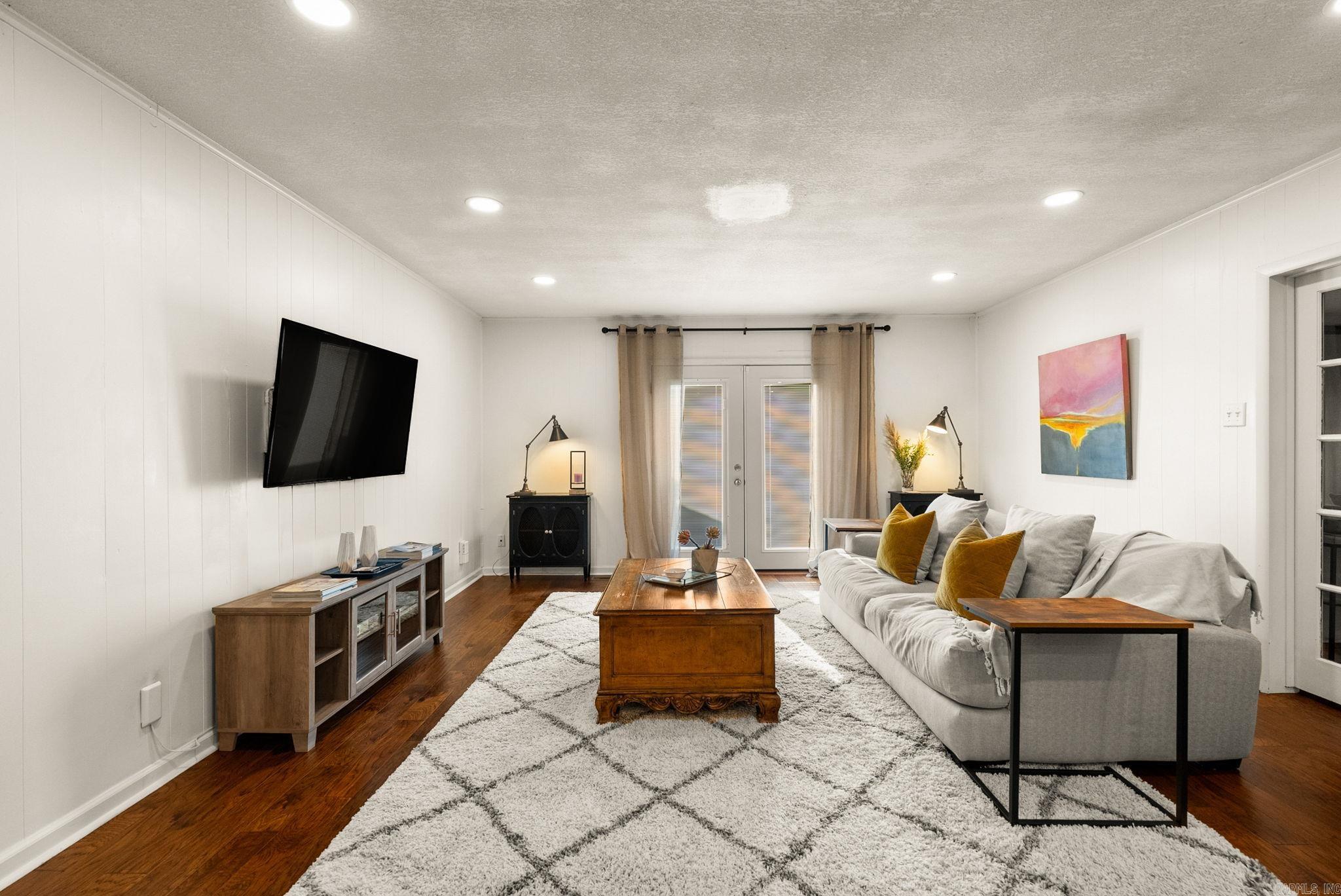 CAMMACK WOODS - Residential