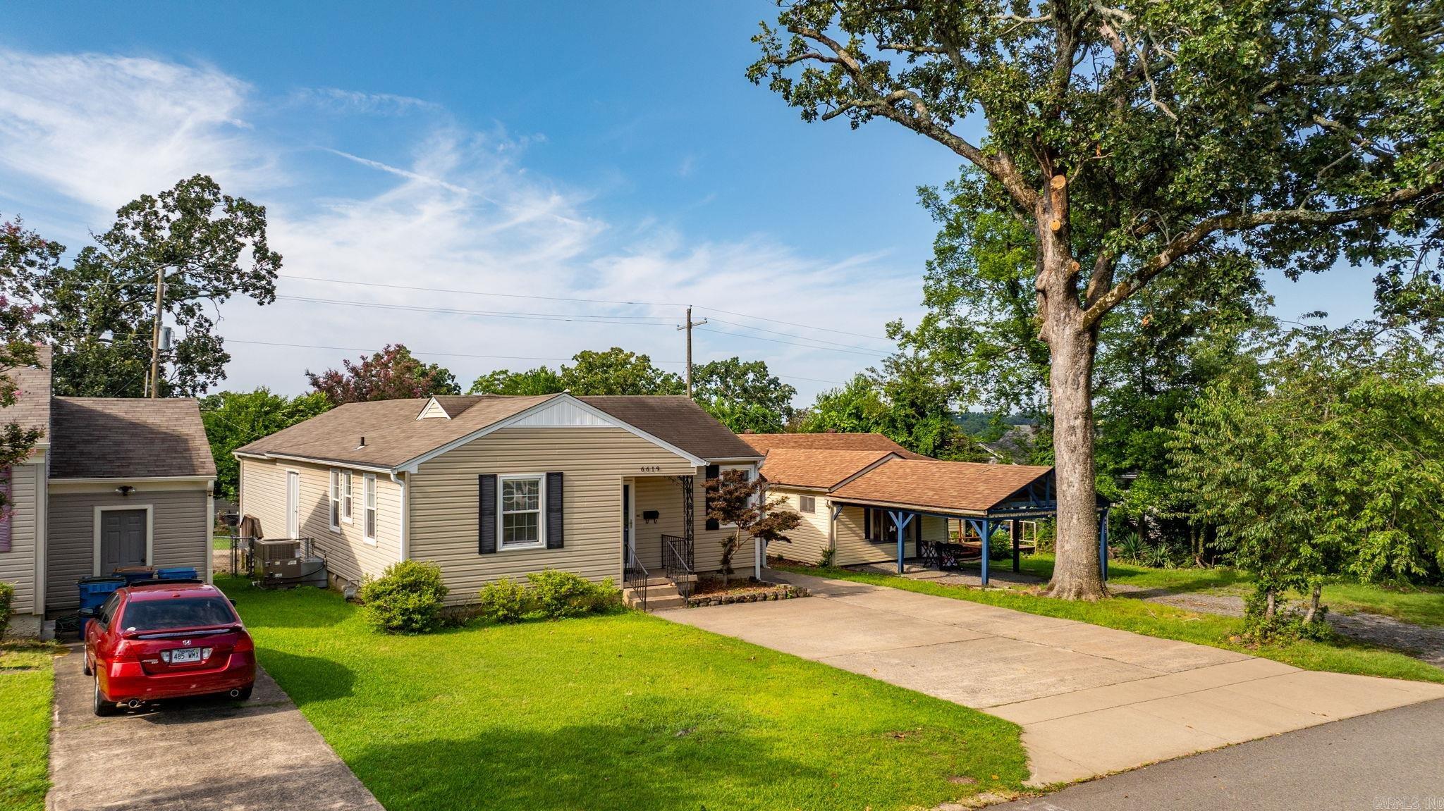 CAMMACK WOODS - Residential