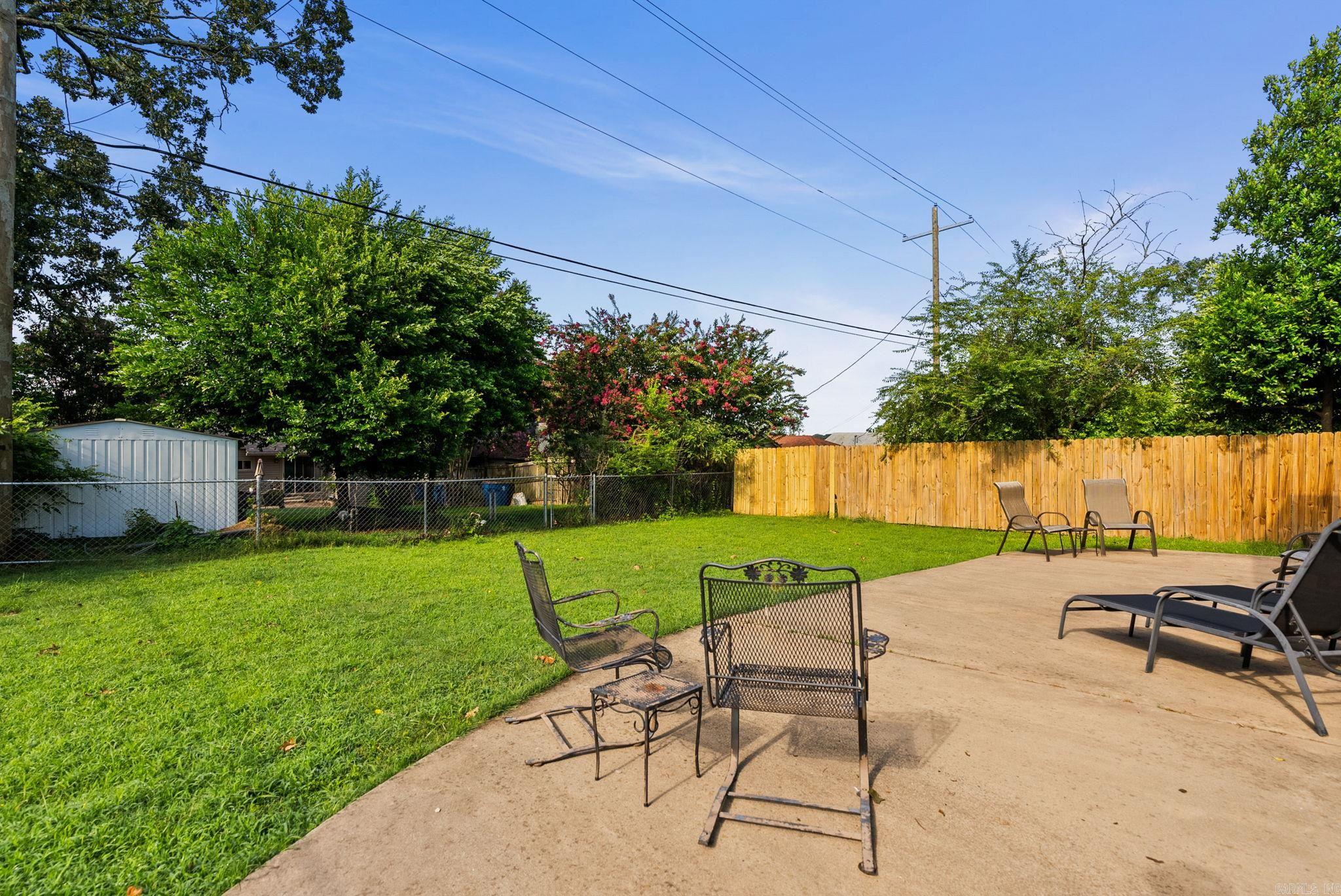 CAMMACK WOODS - Residential