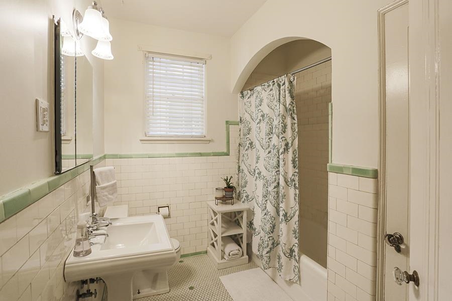 CLIFFEWOOD - Residential