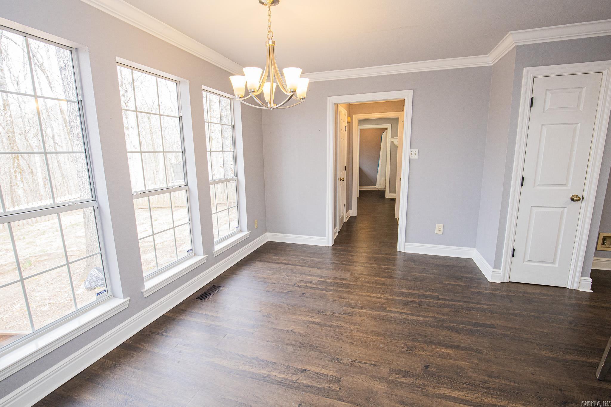 RIVER OAKS - Residential