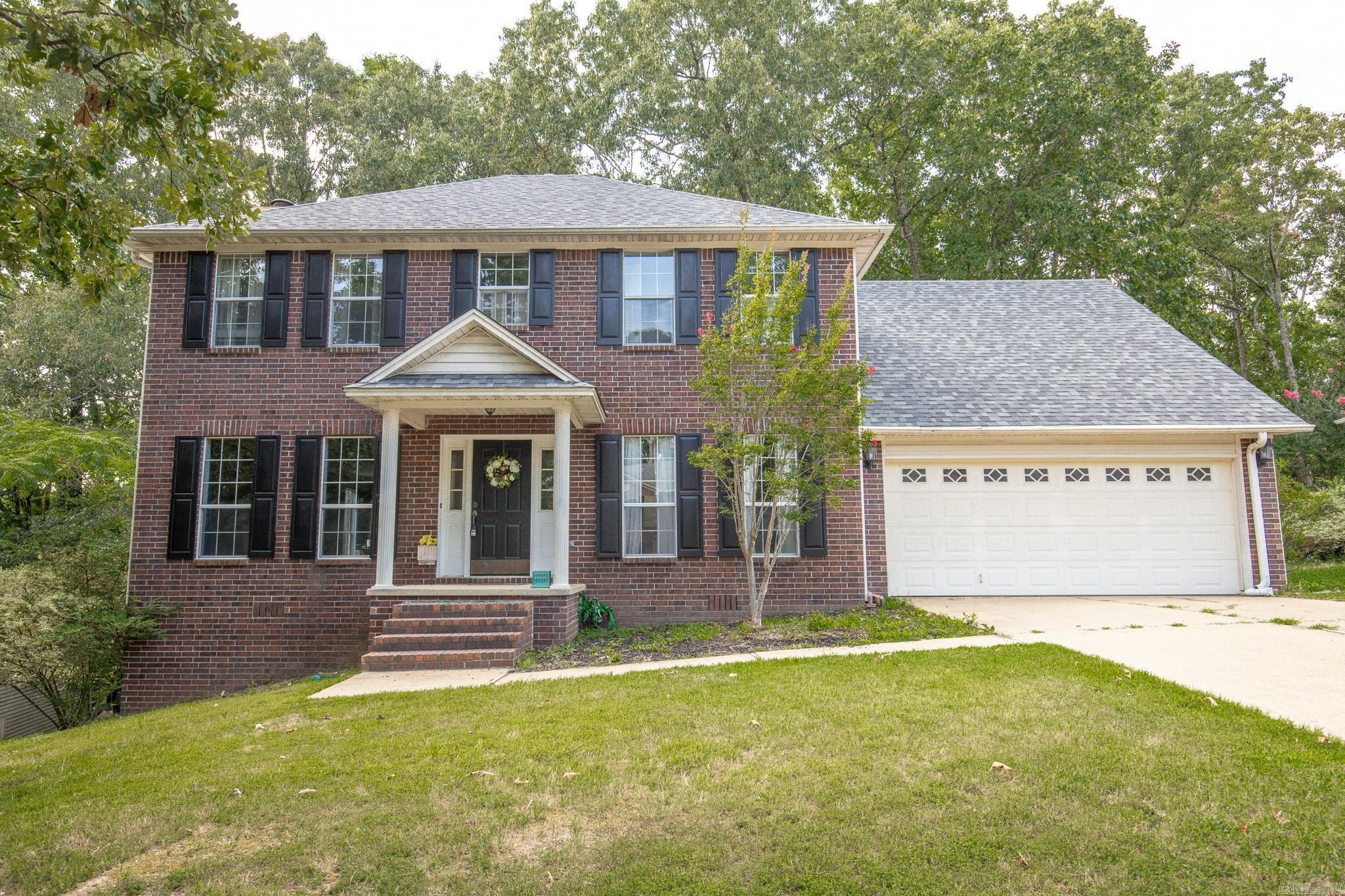 RIVER OAKS - Residential