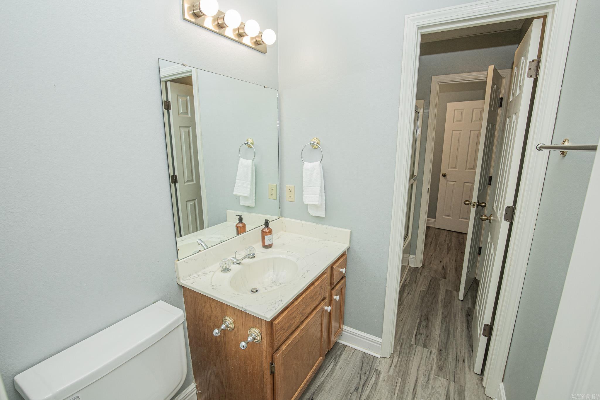RIVER OAKS - Residential