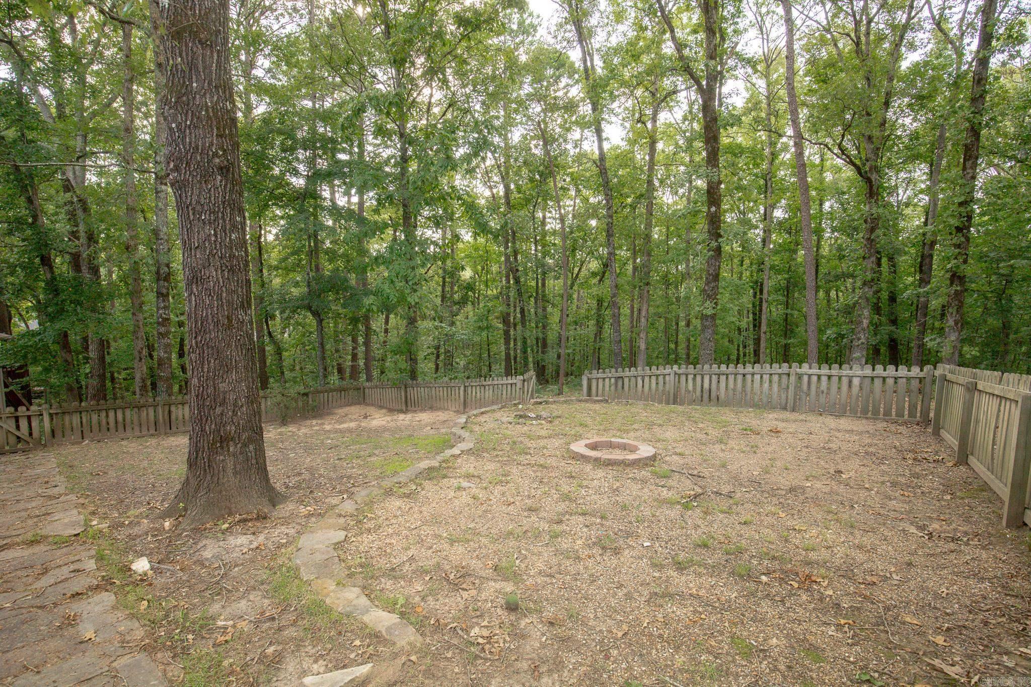 RIVER OAKS - Residential
