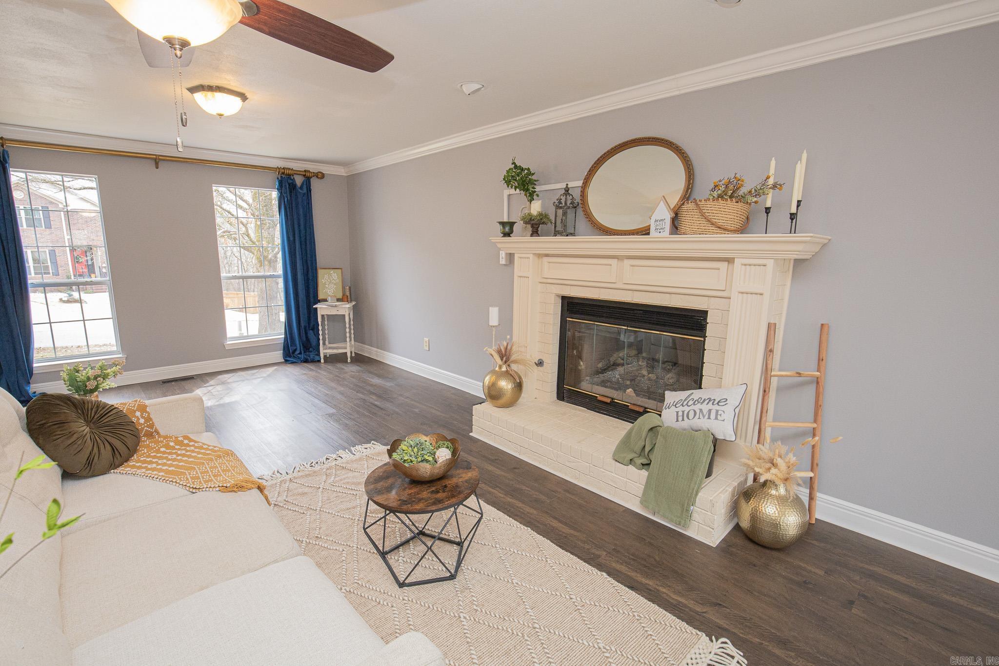 RIVER OAKS - Residential