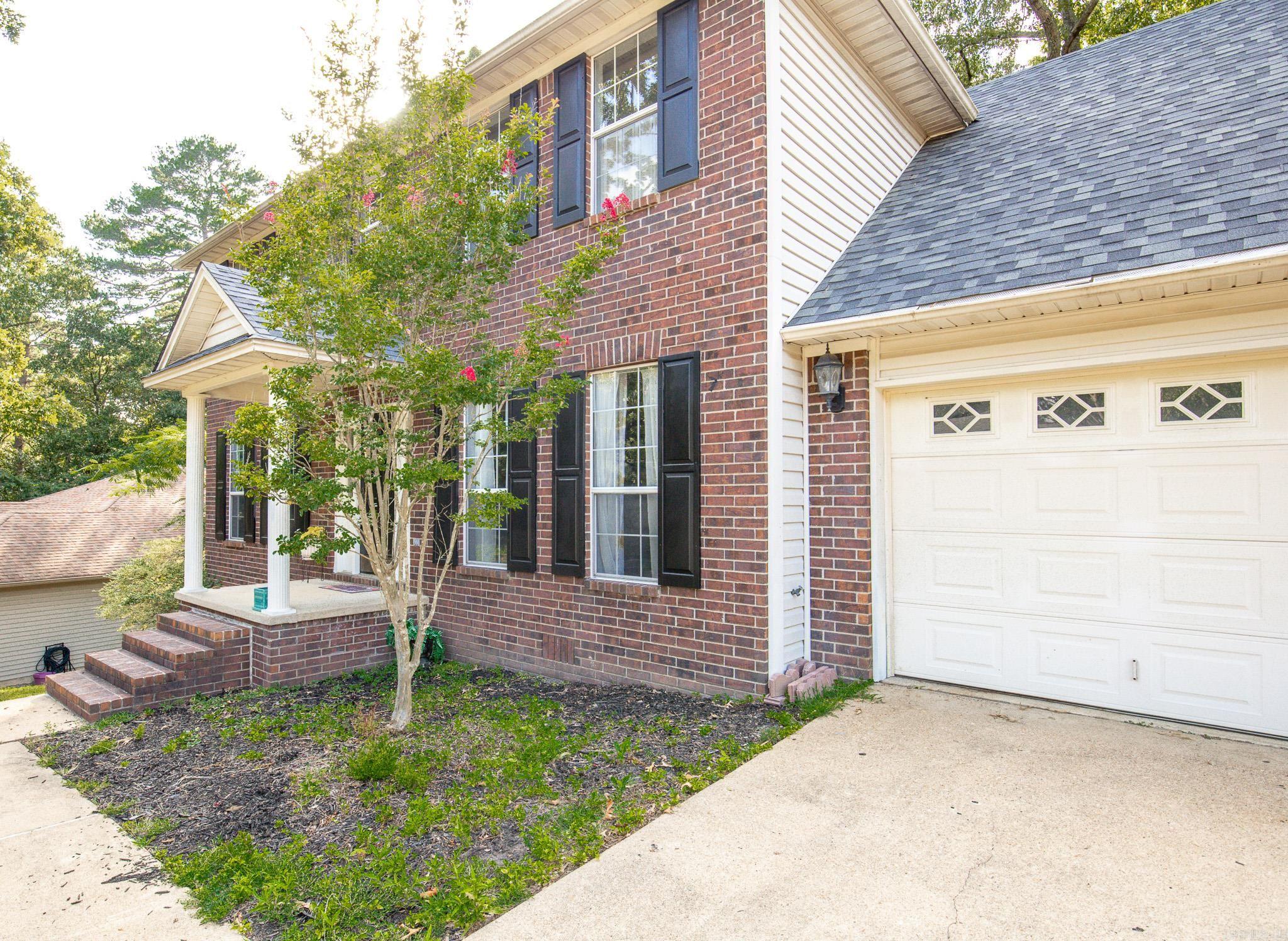 RIVER OAKS - Residential