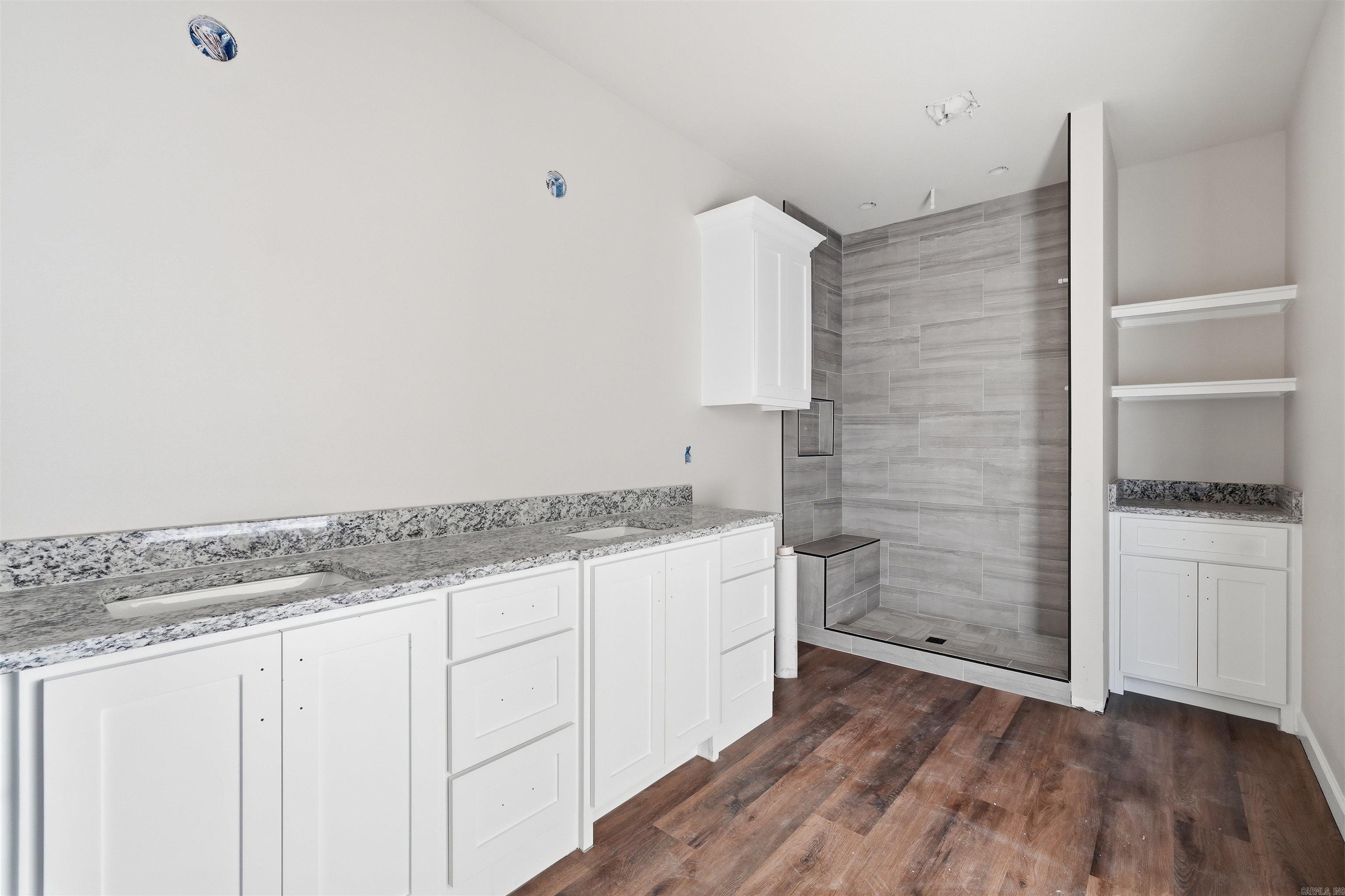 MOUNT TABOR ESTATES - Residential