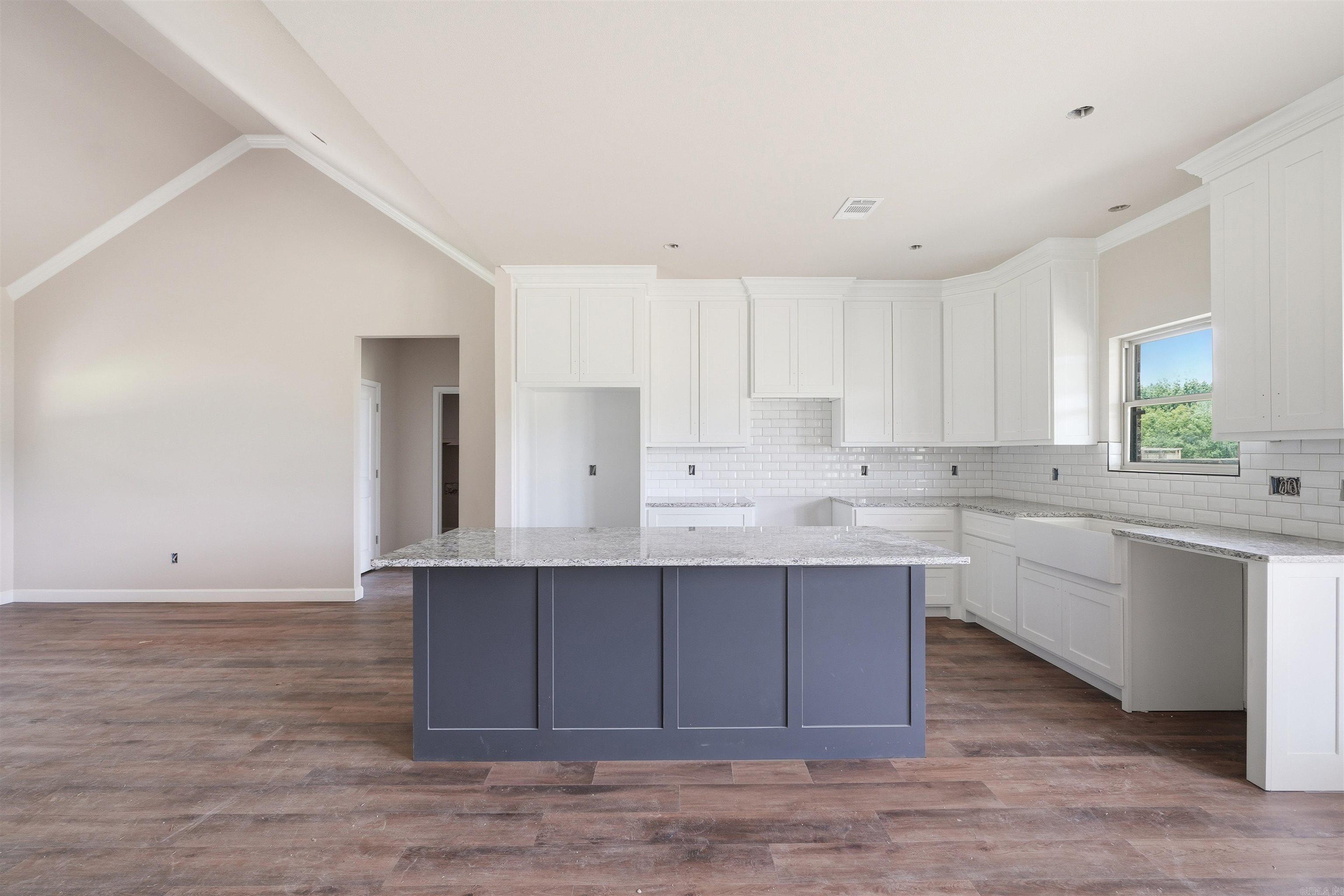 MOUNT TABOR ESTATES - Residential