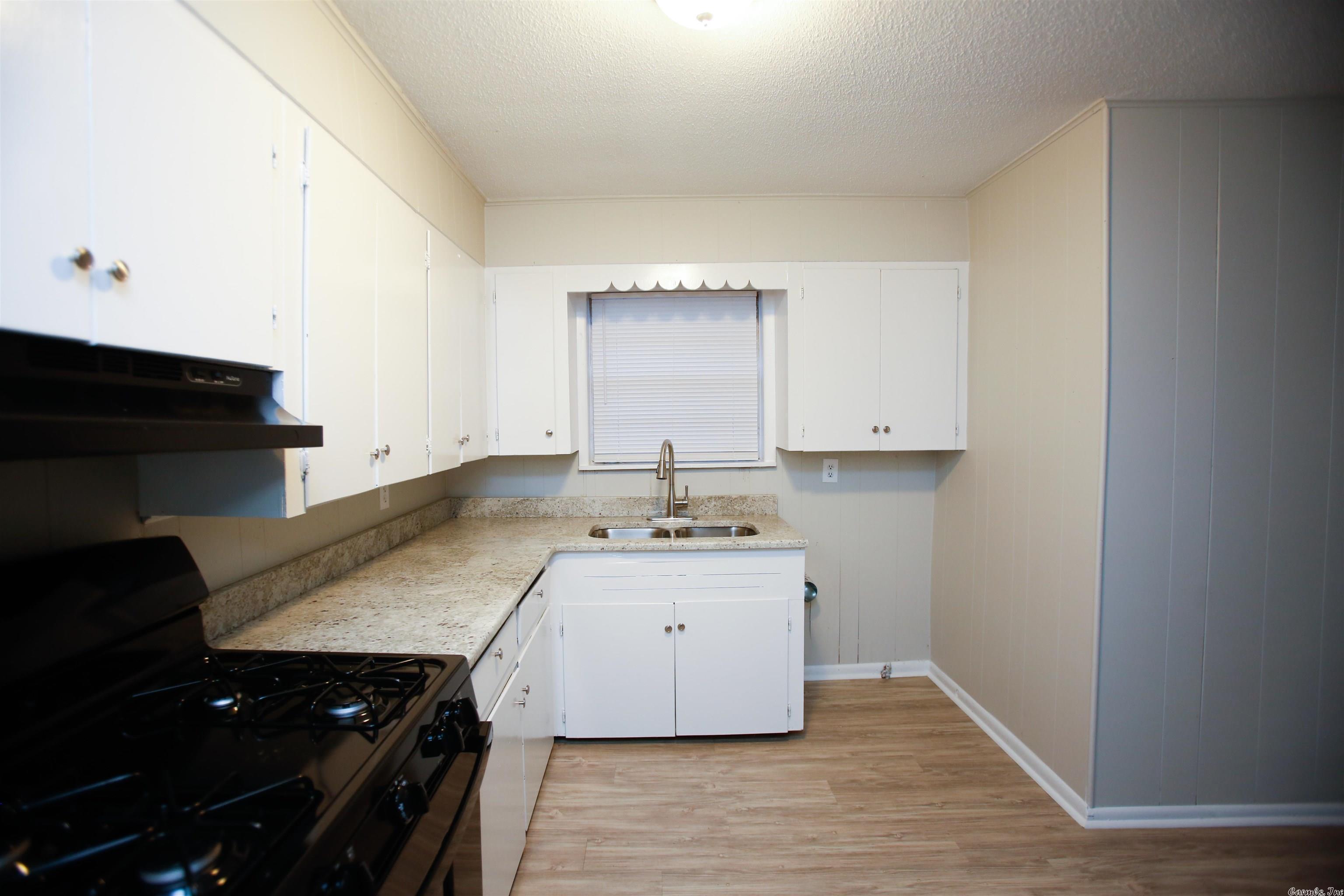 BARROW JOHN - Residential