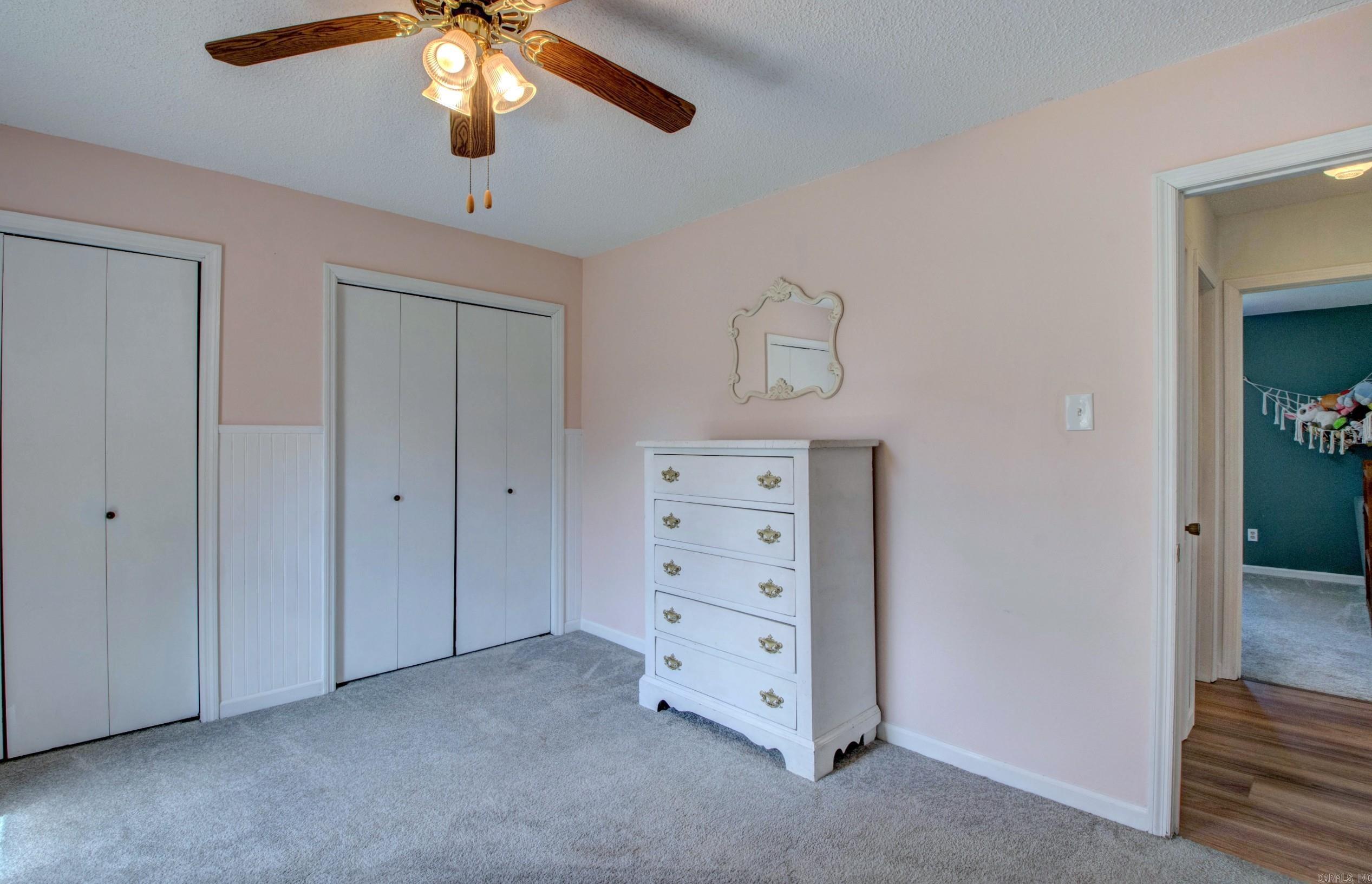 COUNTRY WOOD SUB UNIT - Residential