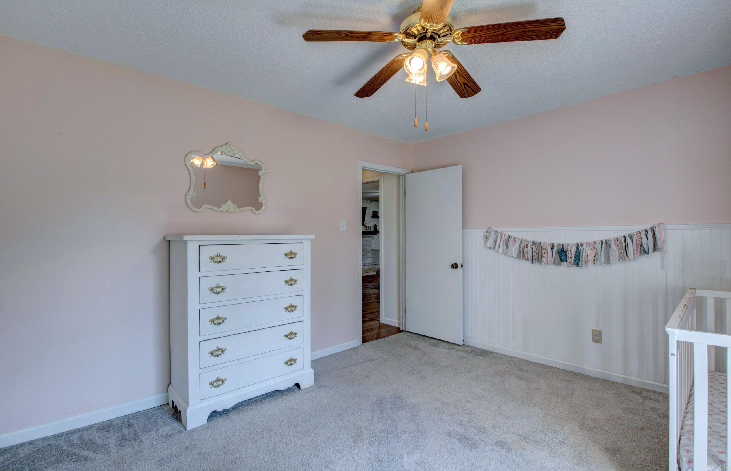 COUNTRY WOOD SUB UNIT - Residential