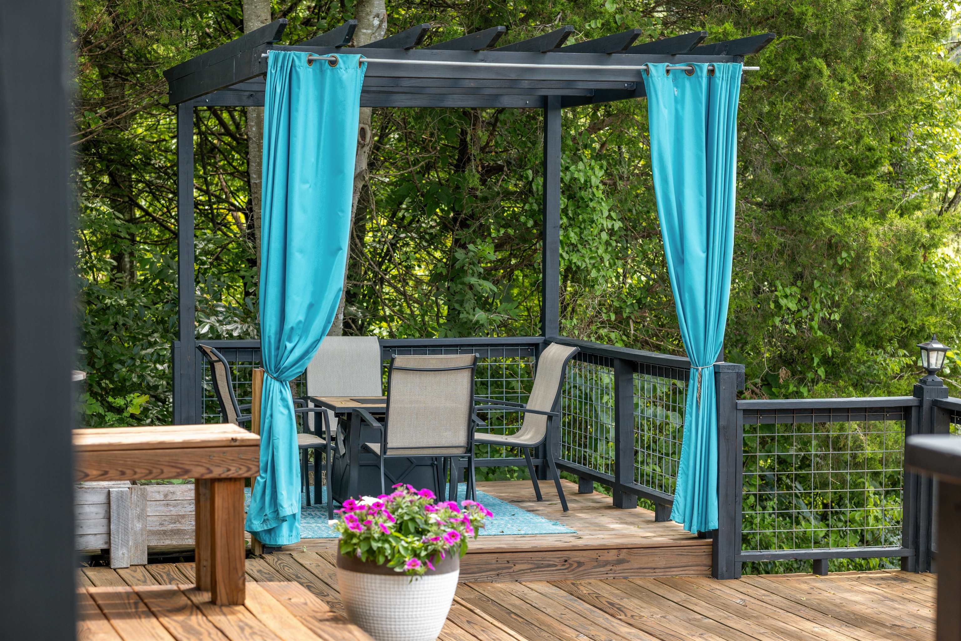 BLUFF VIEW ADDN - Residential