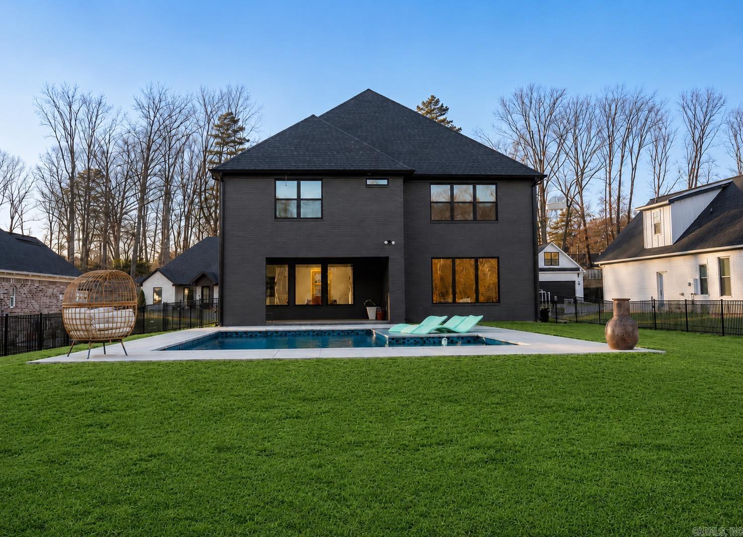HURRICANE LAKE EST - Residential