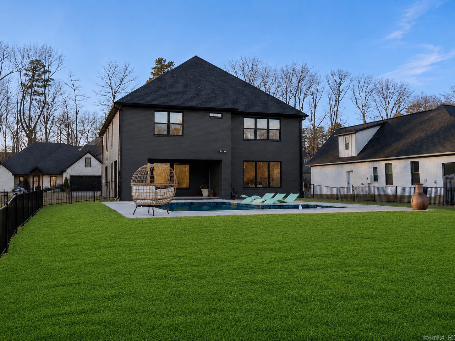 HURRICANE LAKE EST - Residential