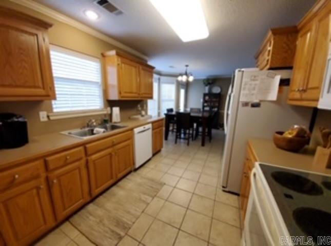 EMERALD VALLEY - Residential