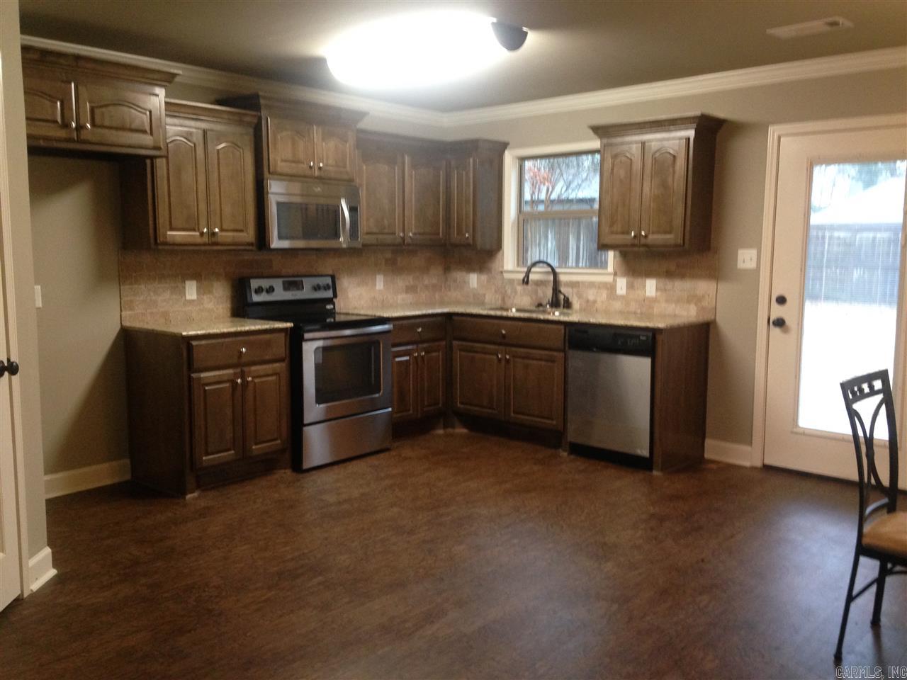Oak Tree - Residential