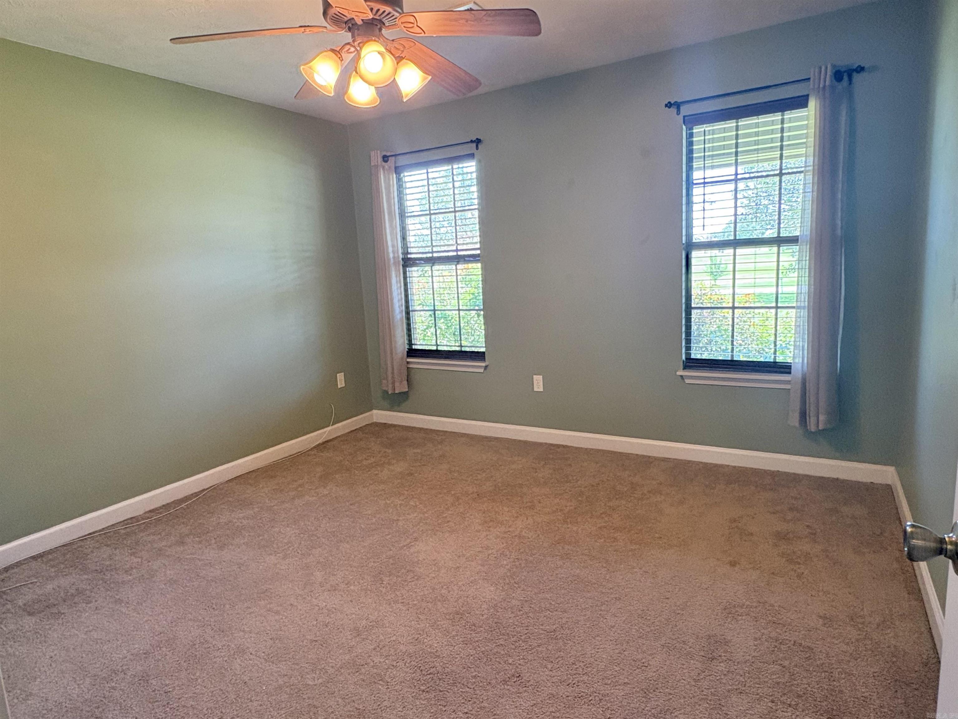 KESSINGER PLACE - Residential