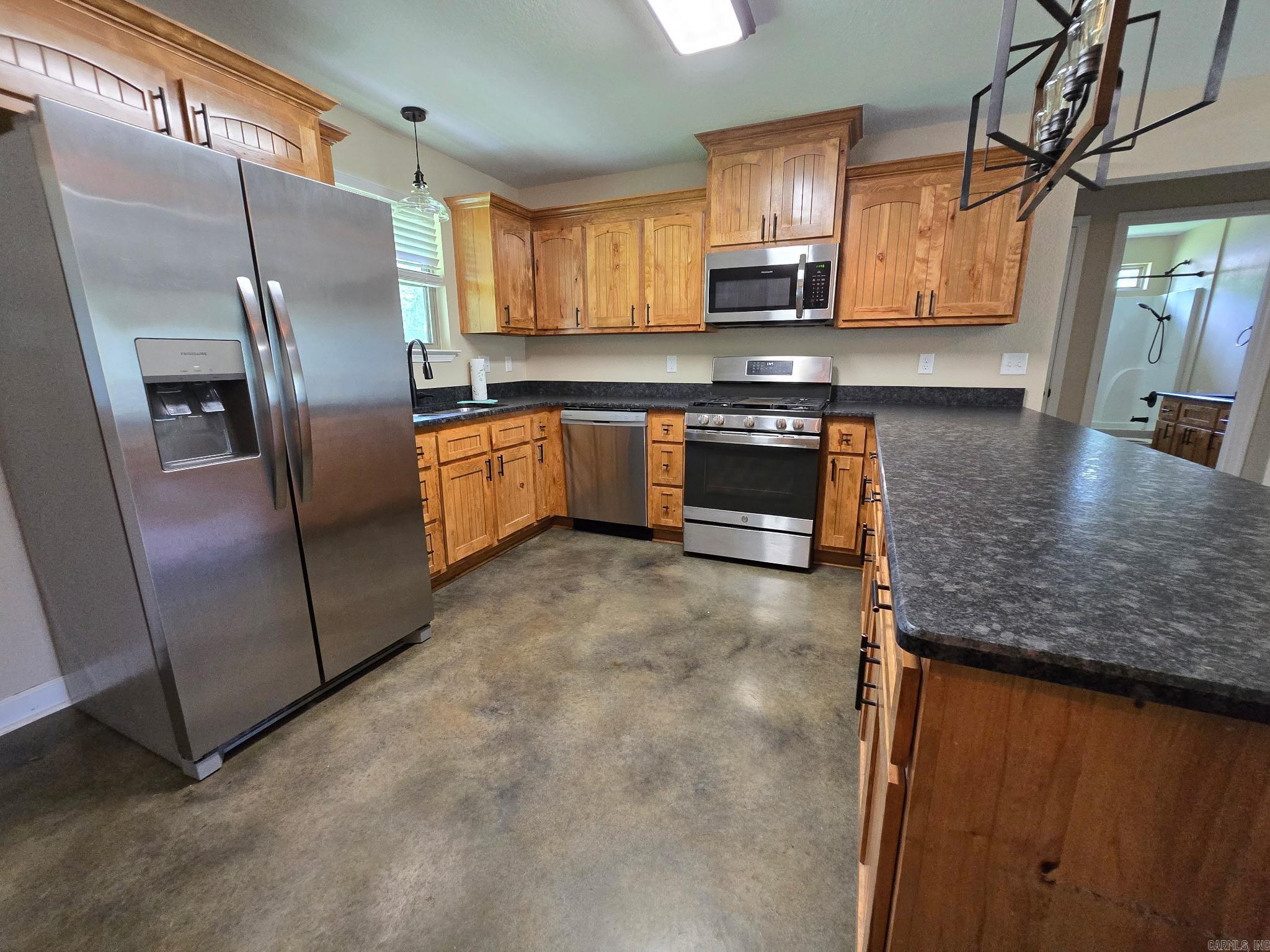 Spanns Pine Acres - Residential Lease