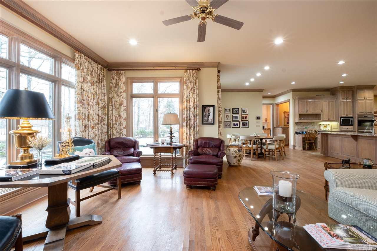CHENAL VALLEY BRETAGNE CIRCLE - Residential