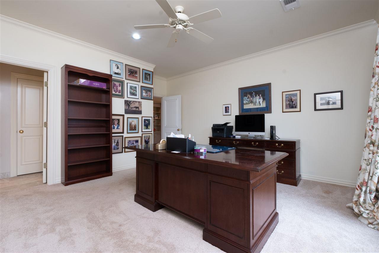 CHENAL VALLEY BRETAGNE CIRCLE - Residential