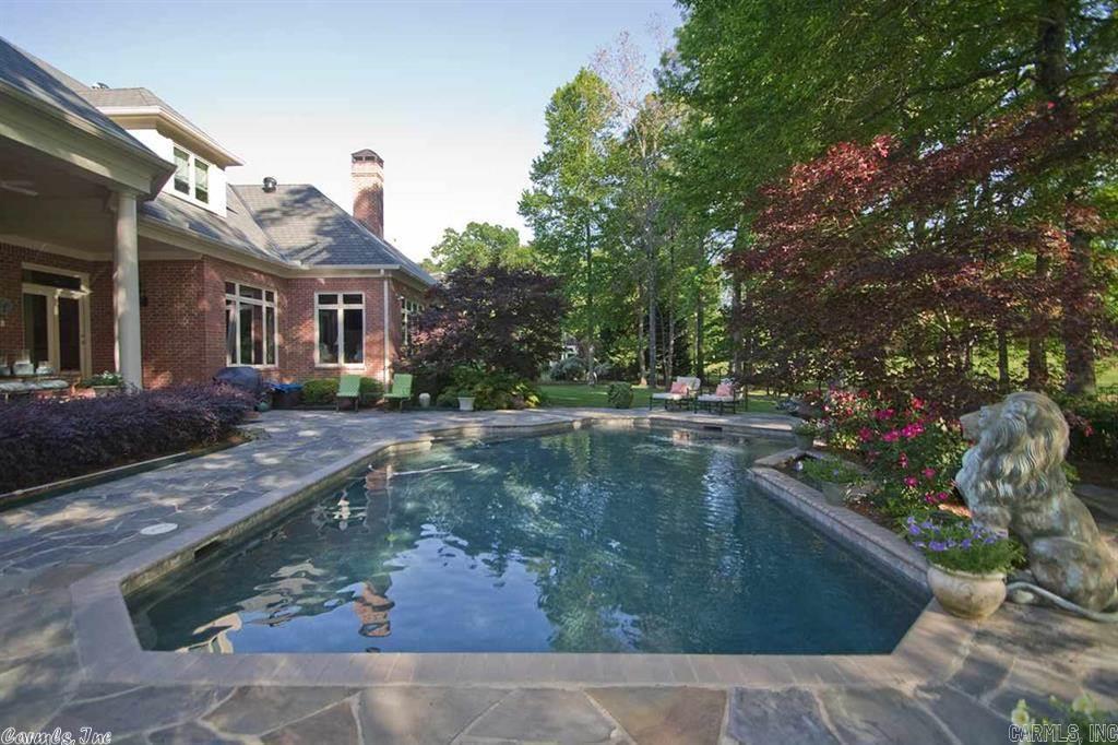 CHENAL VALLEY BRETAGNE CIRCLE - Residential