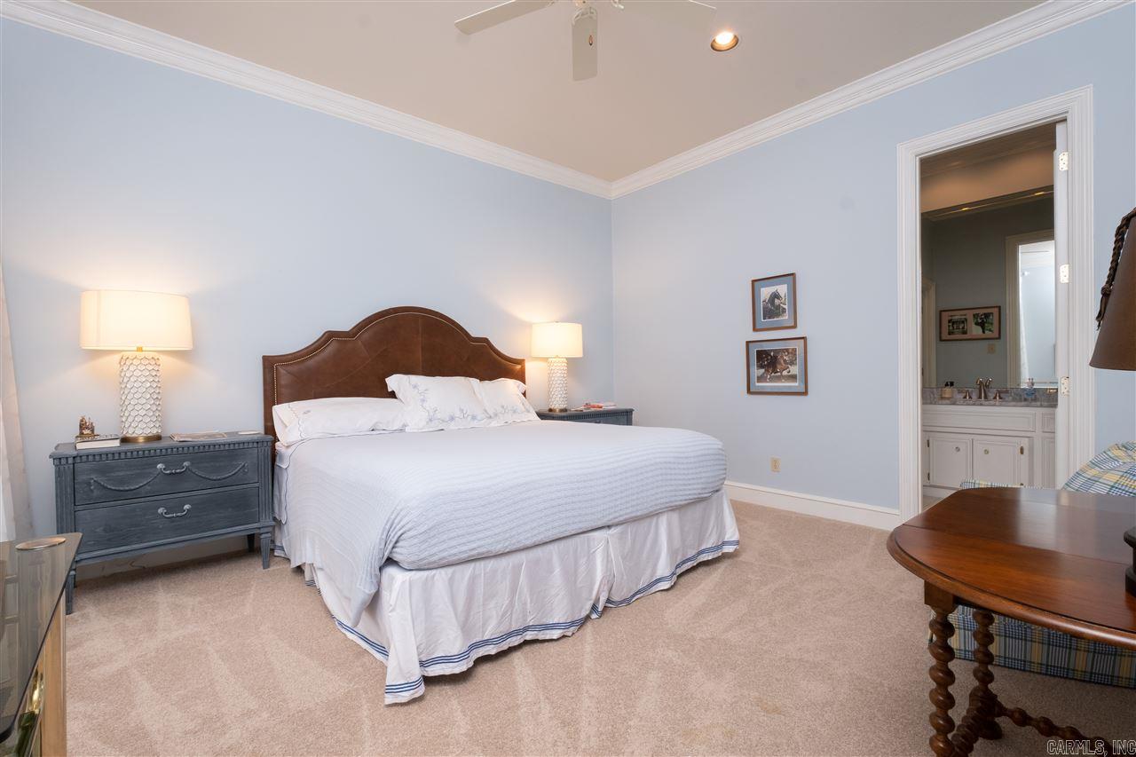 CHENAL VALLEY BRETAGNE CIRCLE - Residential