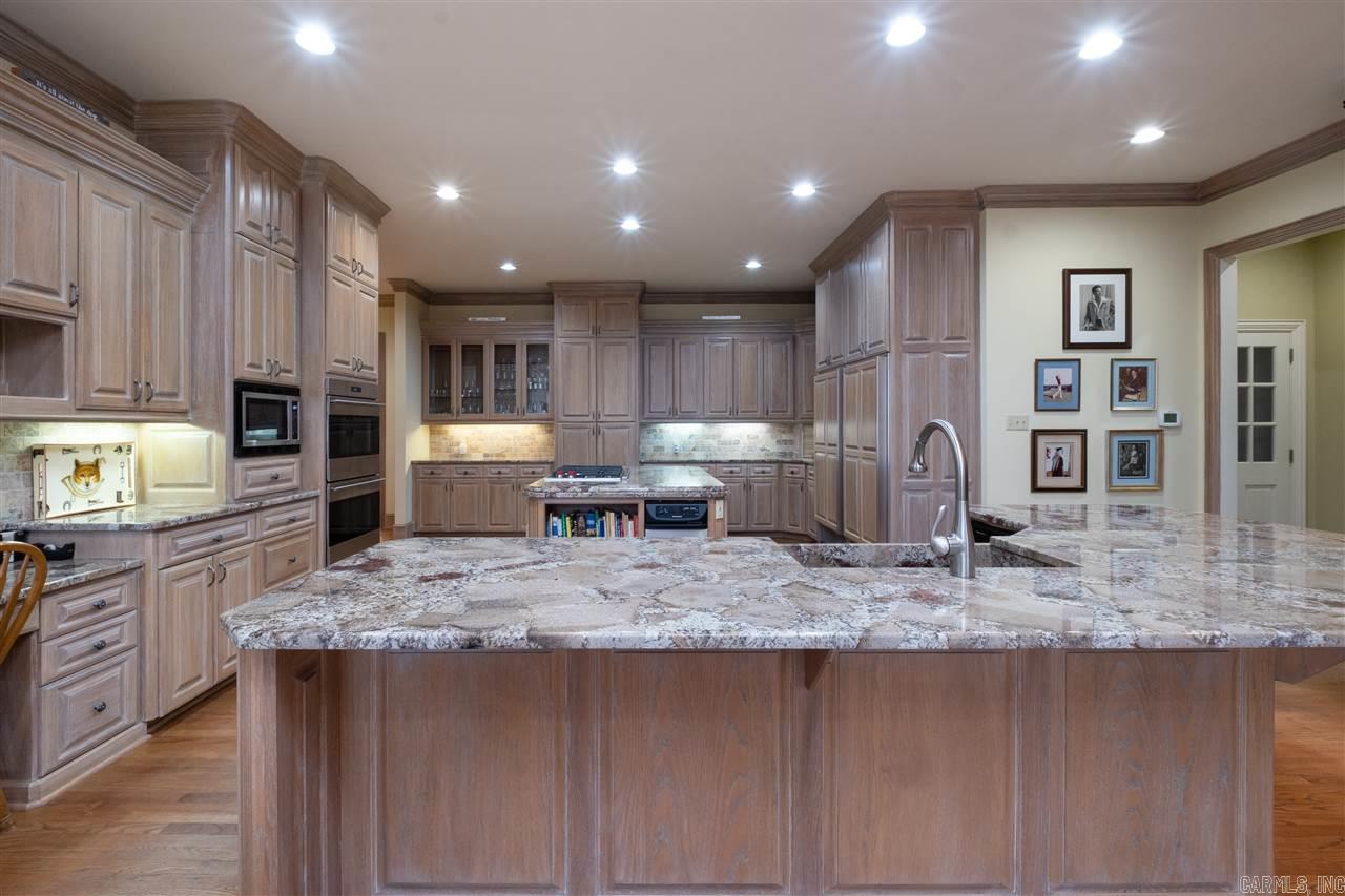 CHENAL VALLEY BRETAGNE CIRCLE - Residential