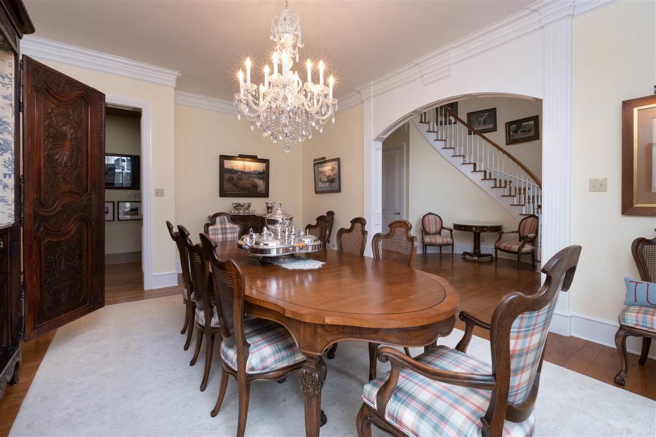 CHENAL VALLEY BRETAGNE CIRCLE - Residential