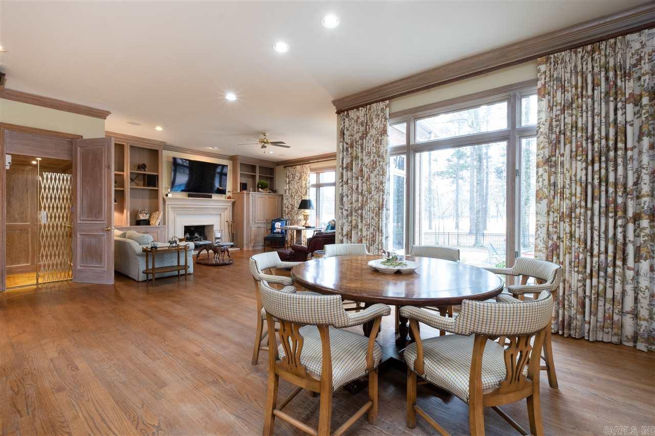 CHENAL VALLEY BRETAGNE CIRCLE - Residential