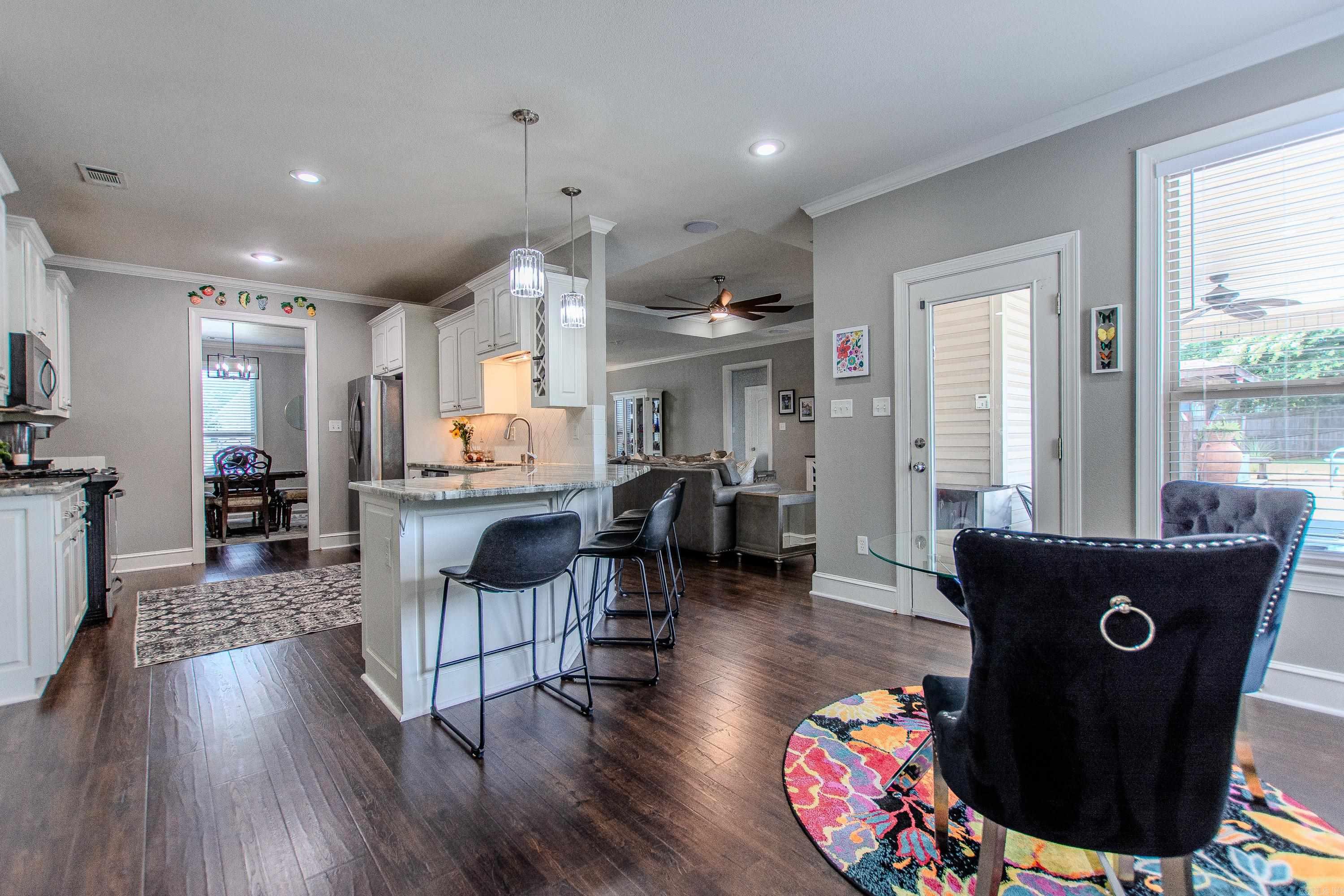 LEGACY VILLAGE - Residential