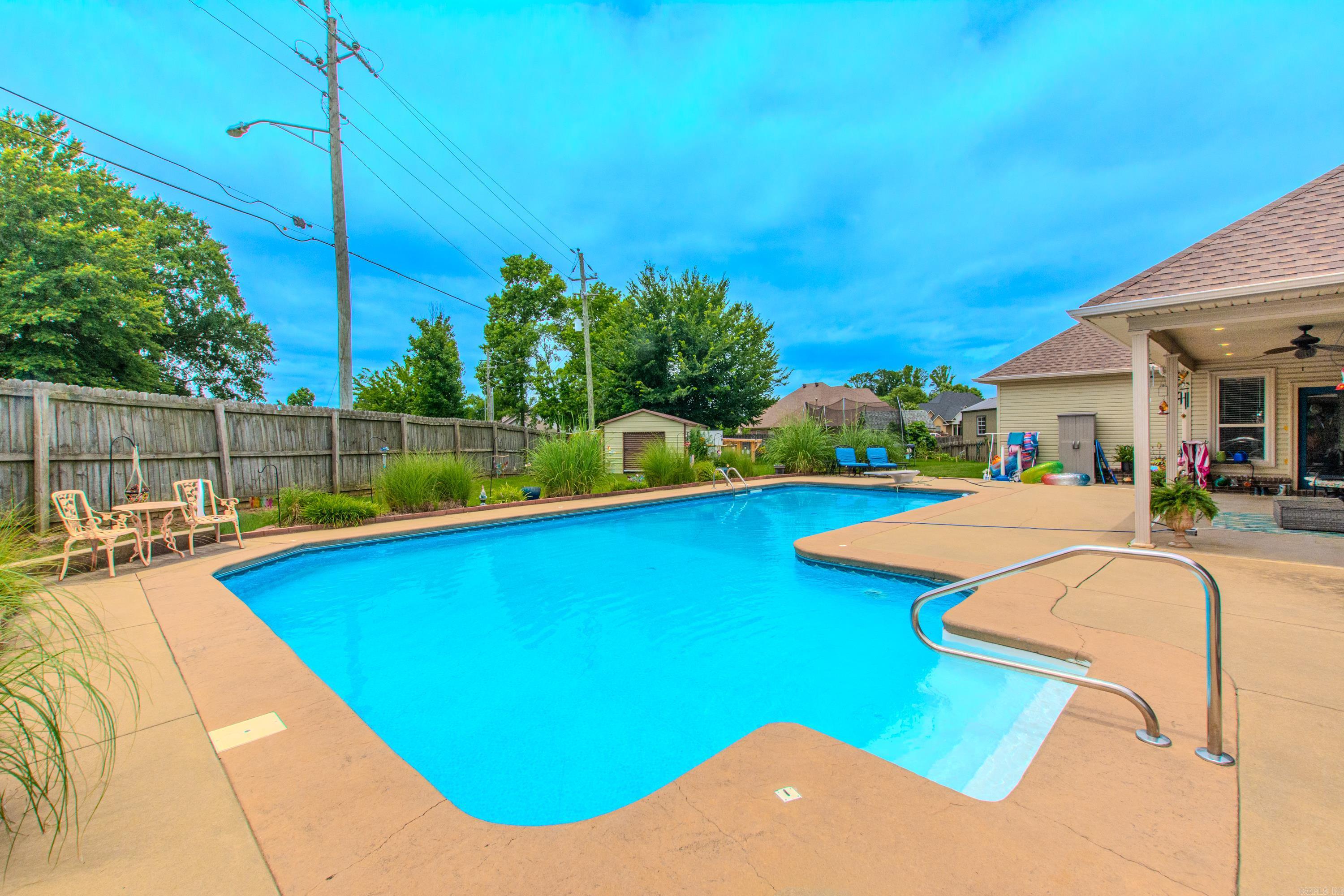 LEGACY VILLAGE - Residential
