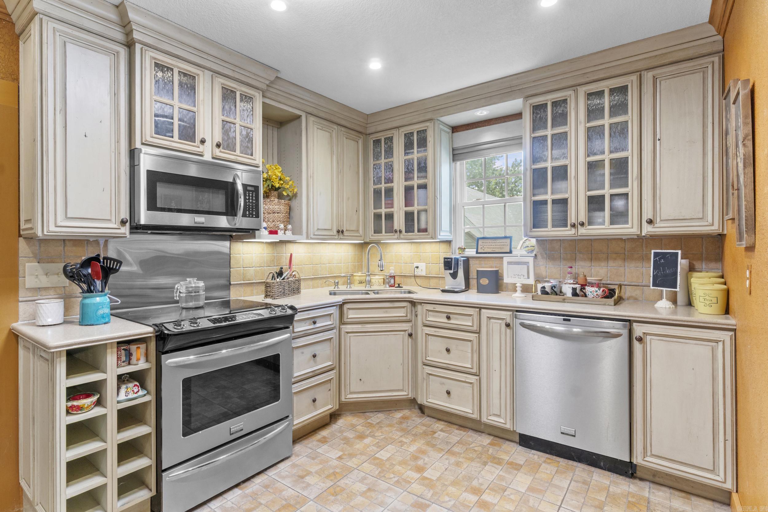 OAK RIDGE ADDN - Residential
