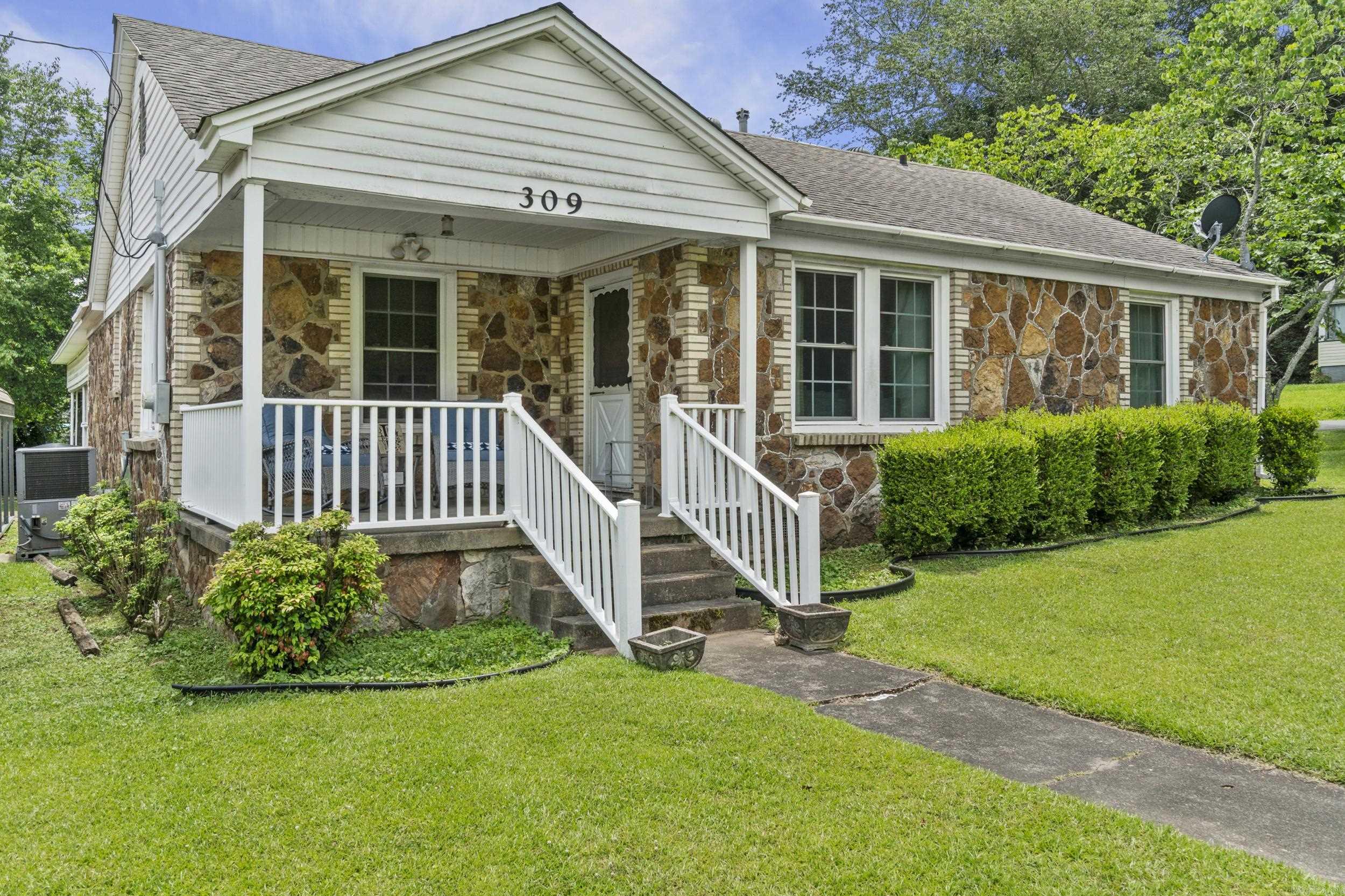 OAK RIDGE ADDN - Residential