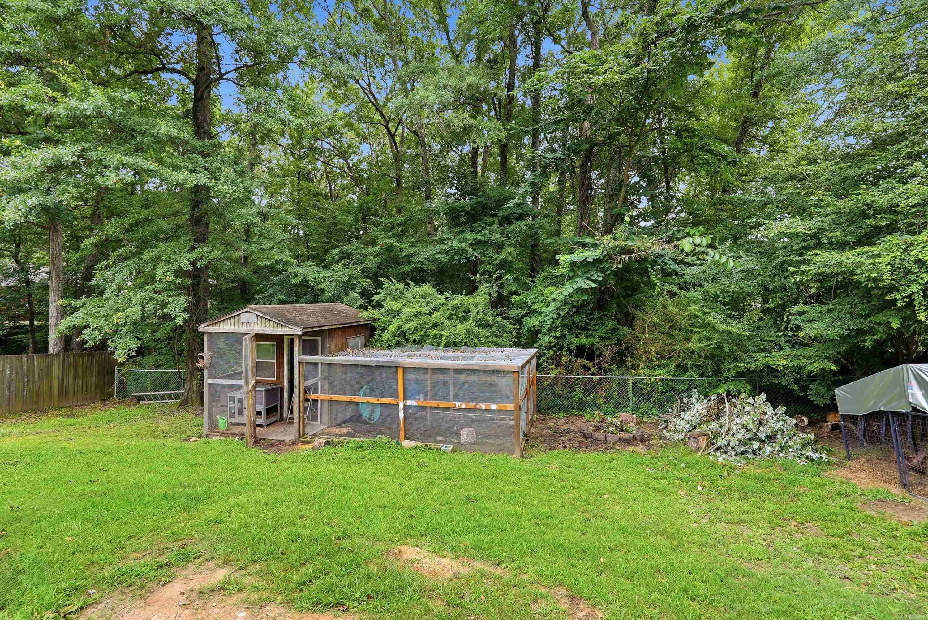 ROLLING BROOK - Residential