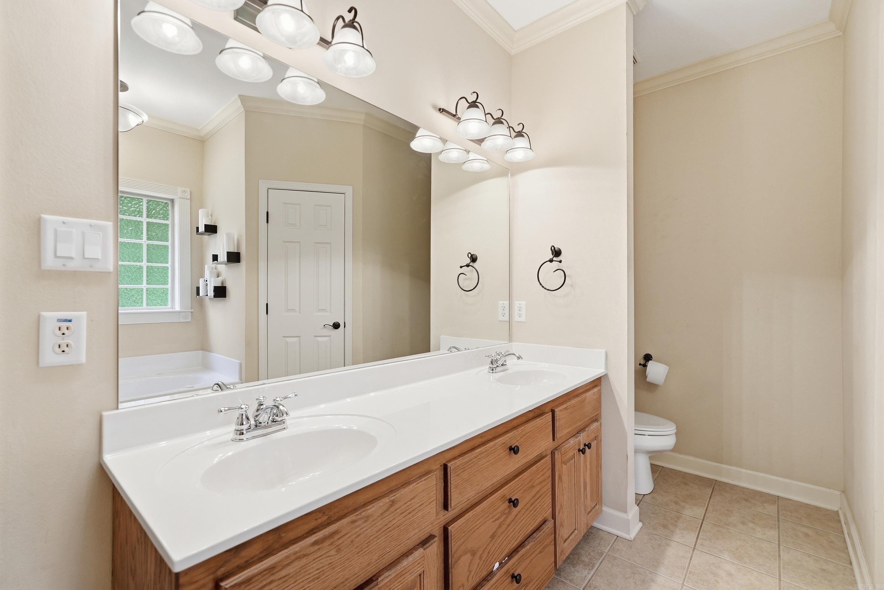 ROLLING BROOK - Residential