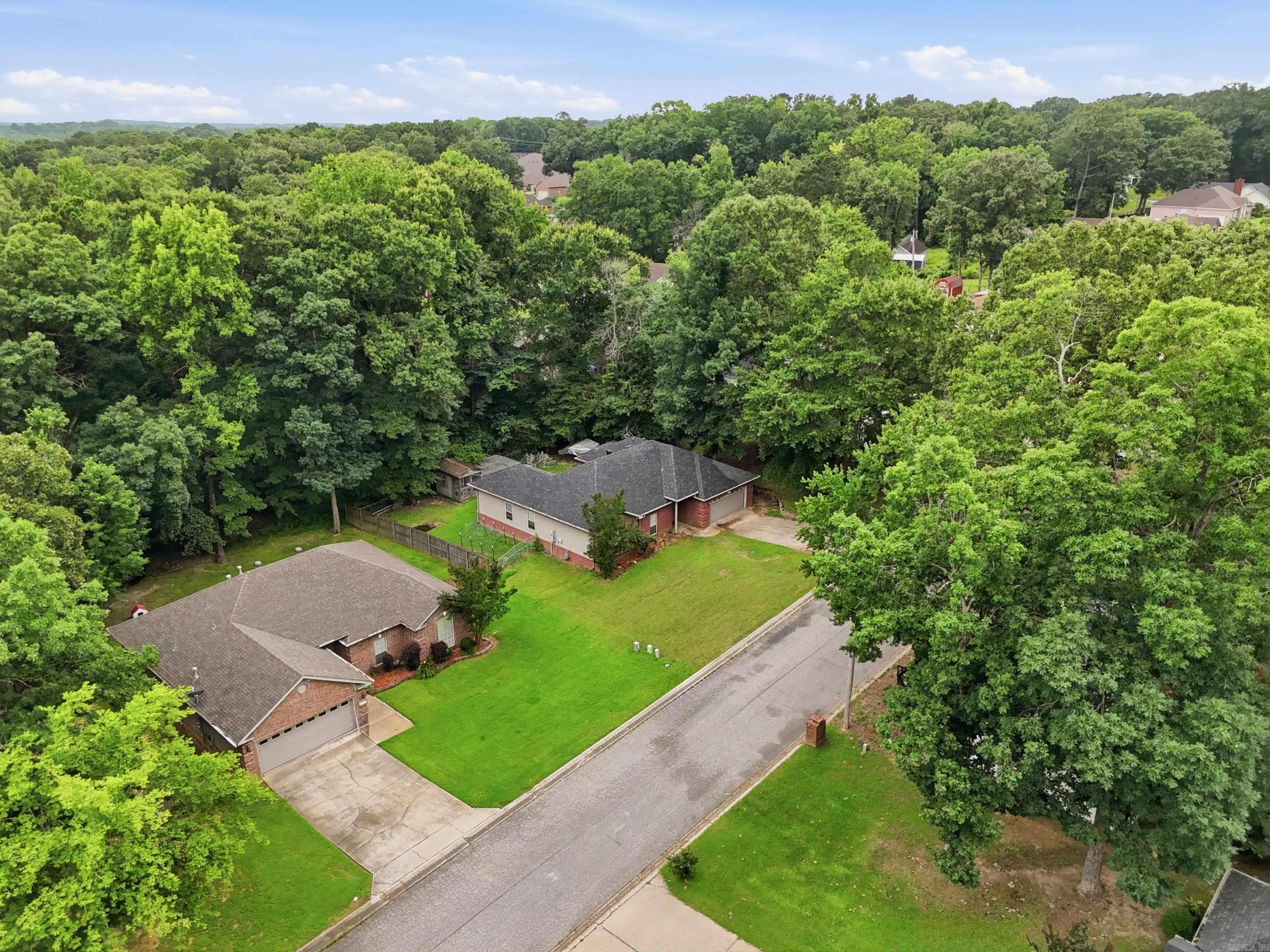 ROLLING BROOK - Residential