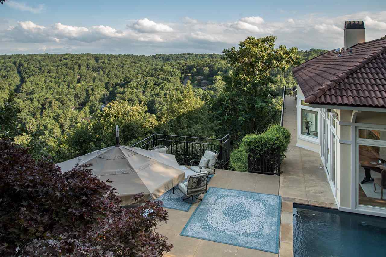 River View Manor - Residential