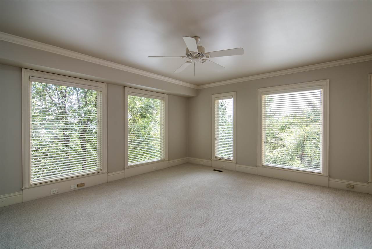River View Manor - Residential